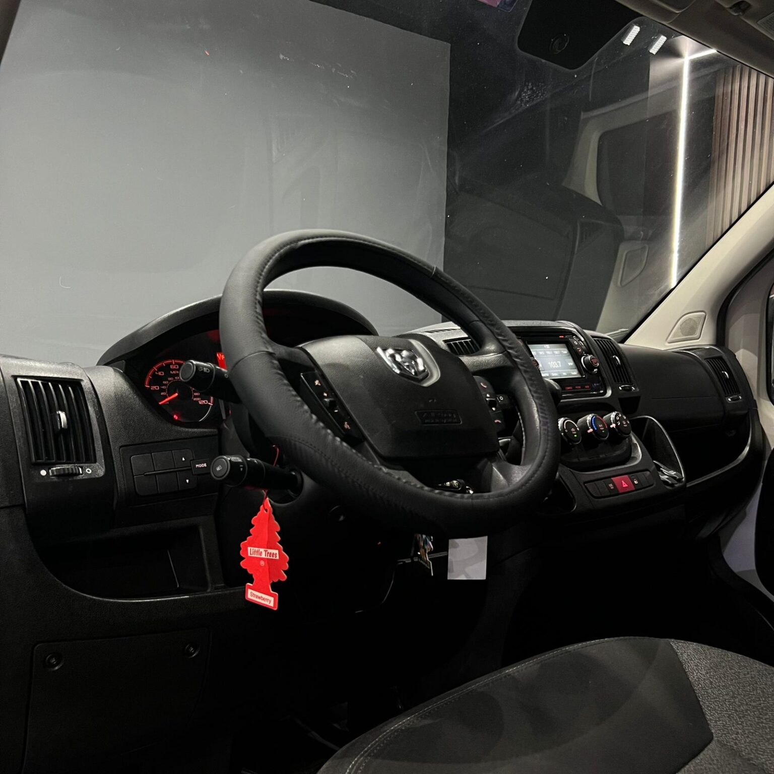 DODGE RAM PRO MASTER 2016 - Image 11