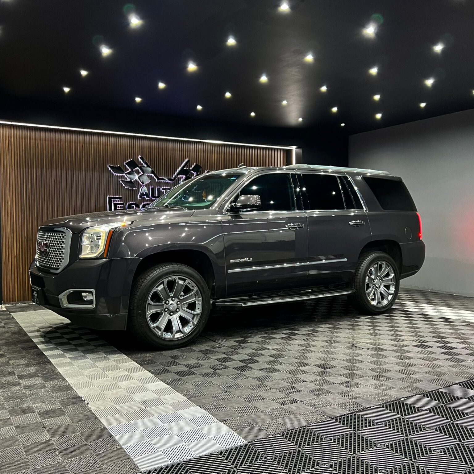 GMC YUKON DENALI 2016 - Image 5