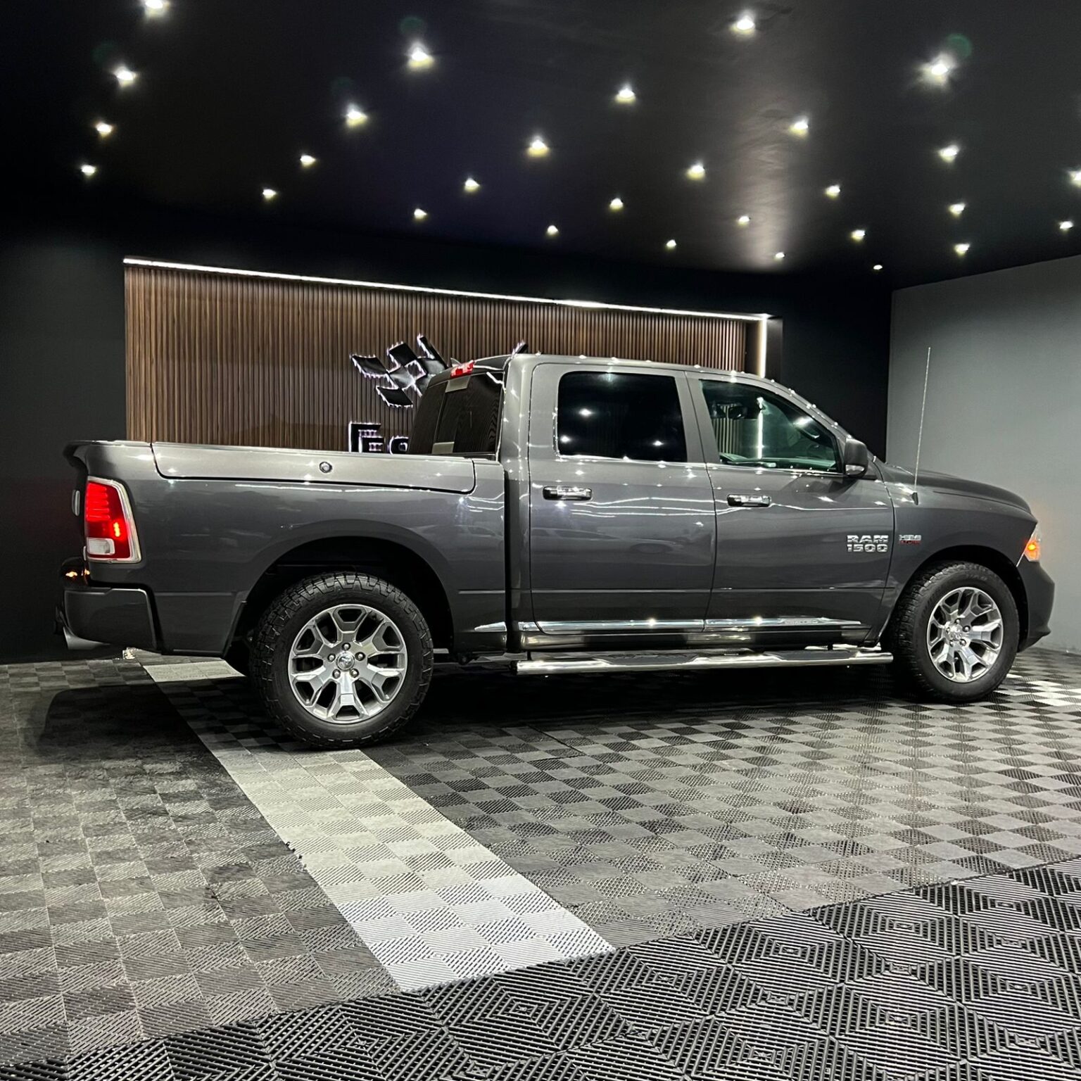 DODGE RAM LIMITED 4X4 2017 - Image 2