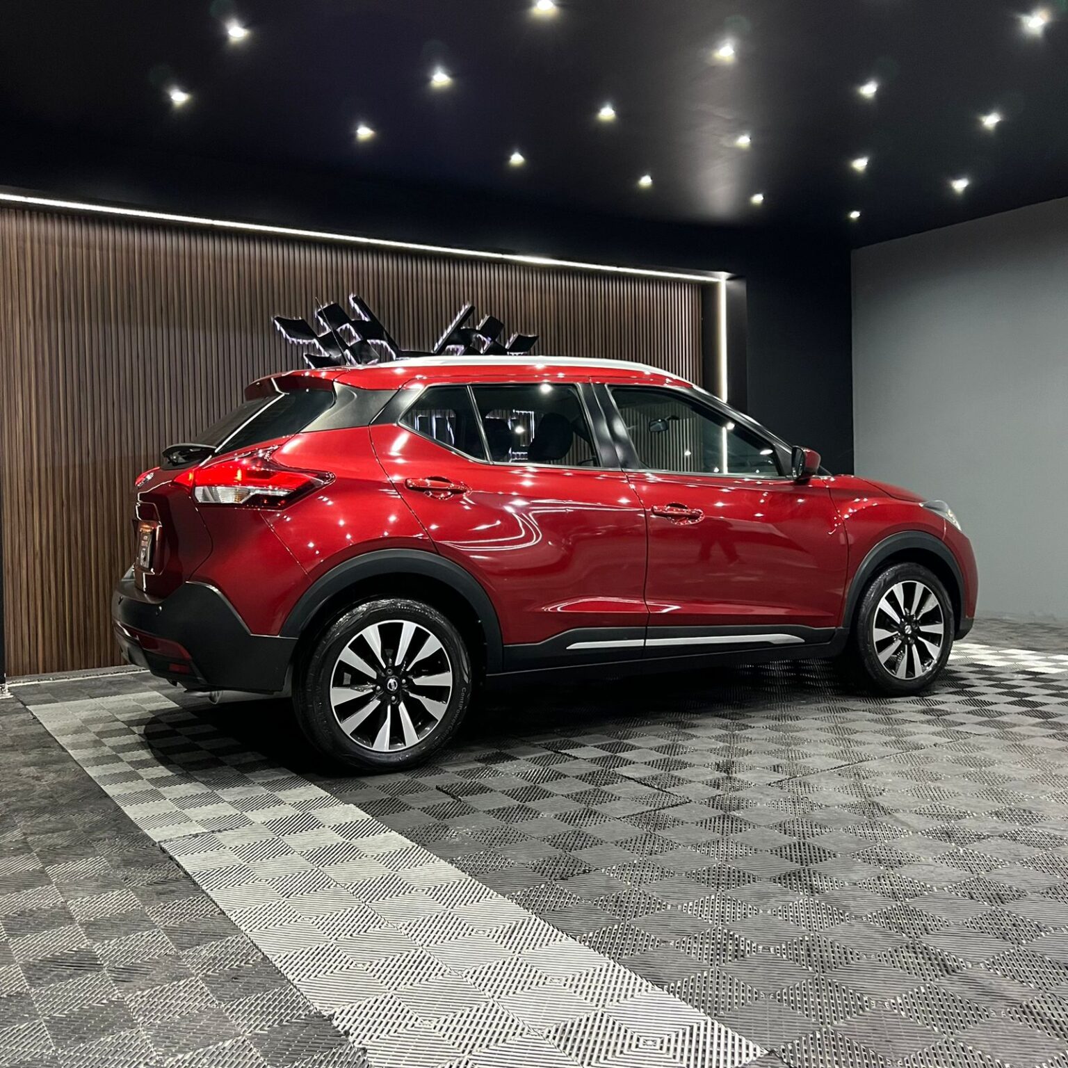 NISSAN KICKS 2017 - Image 2