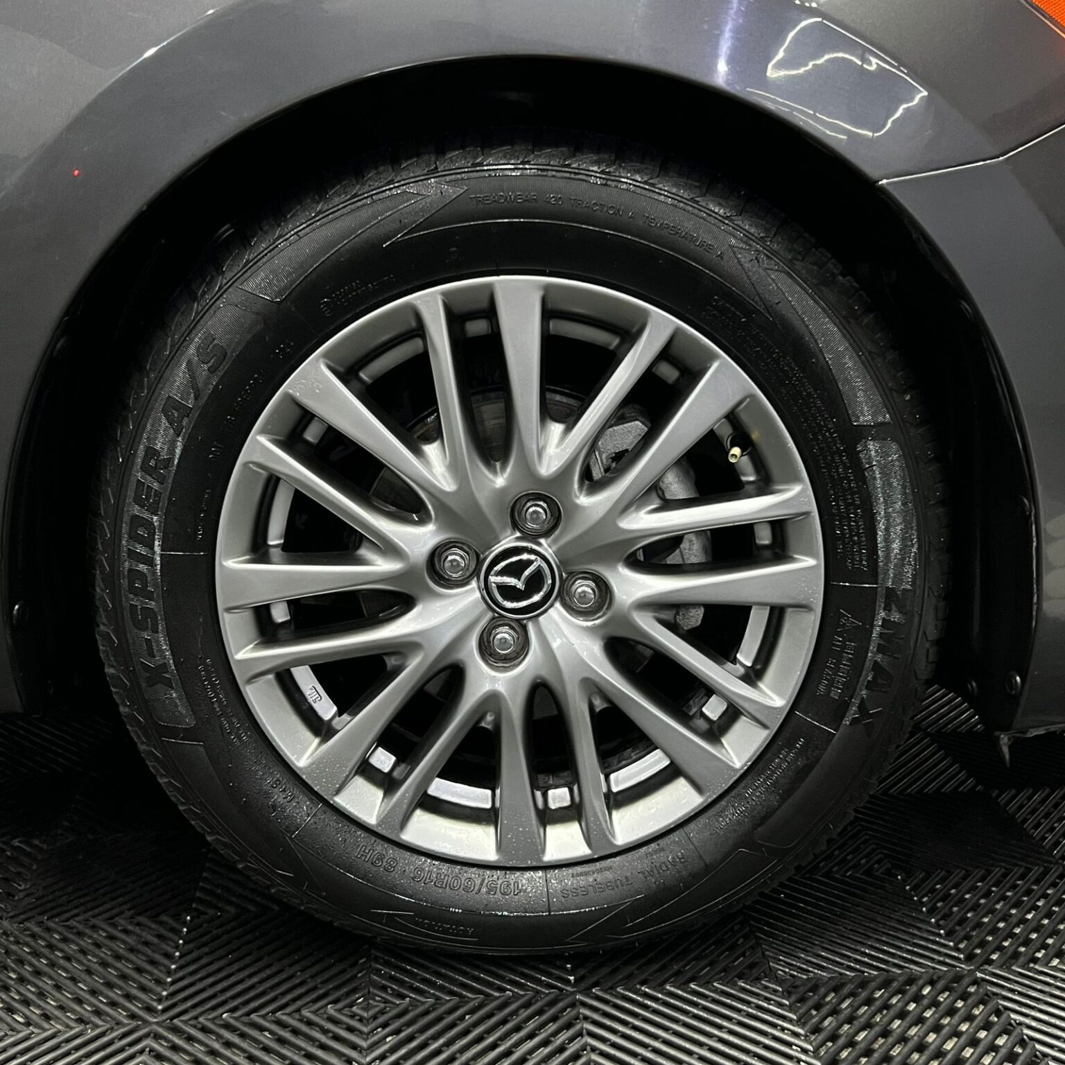 MAZDA M2 2020 - Image 13
