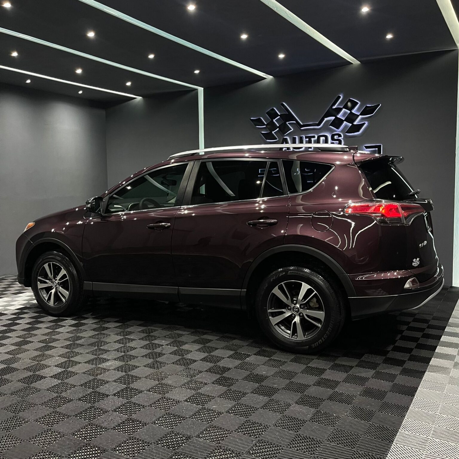 TOYOTA RAV 4 XLE 2016 - Image 6
