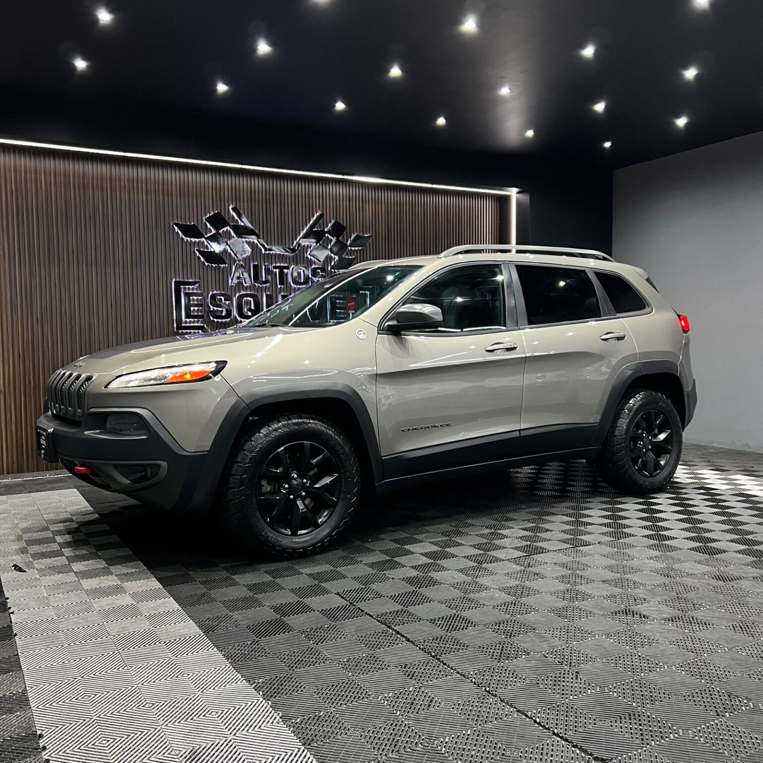 JEEP CHEROKEE TRAILHAWK 2016 - Image 5