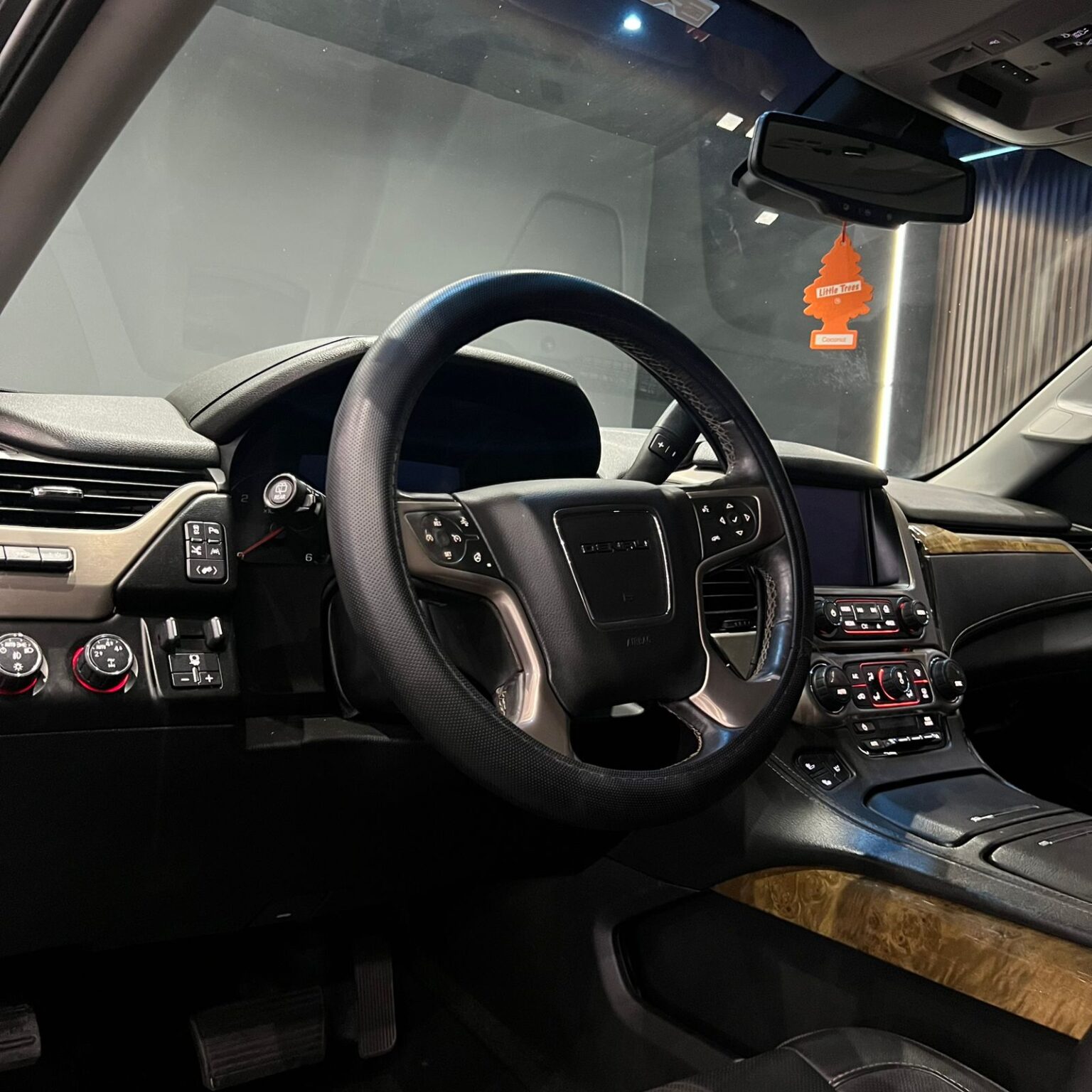 GMC YUKON DENALI 2016 - Image 16