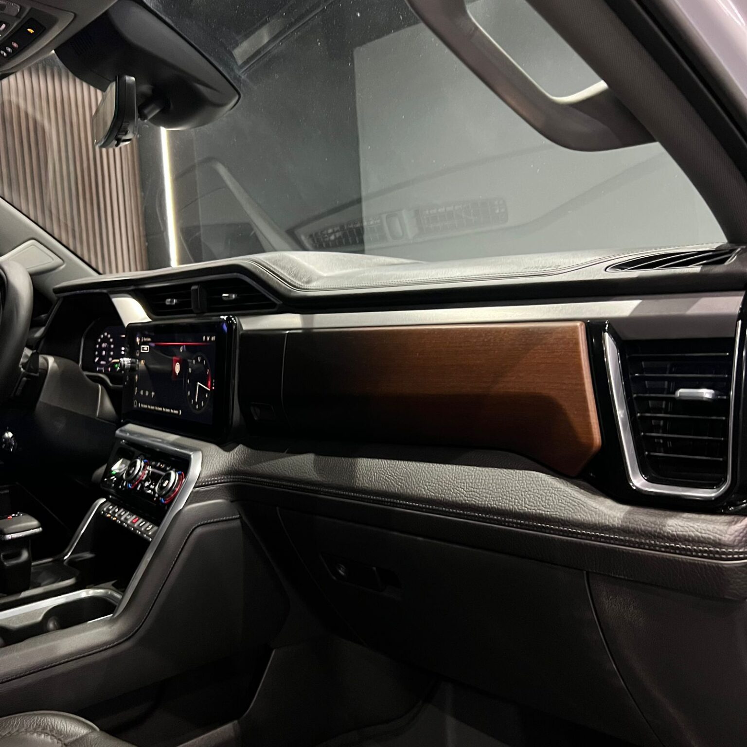 GMC SIERRA DENALI 2023 - Image 8