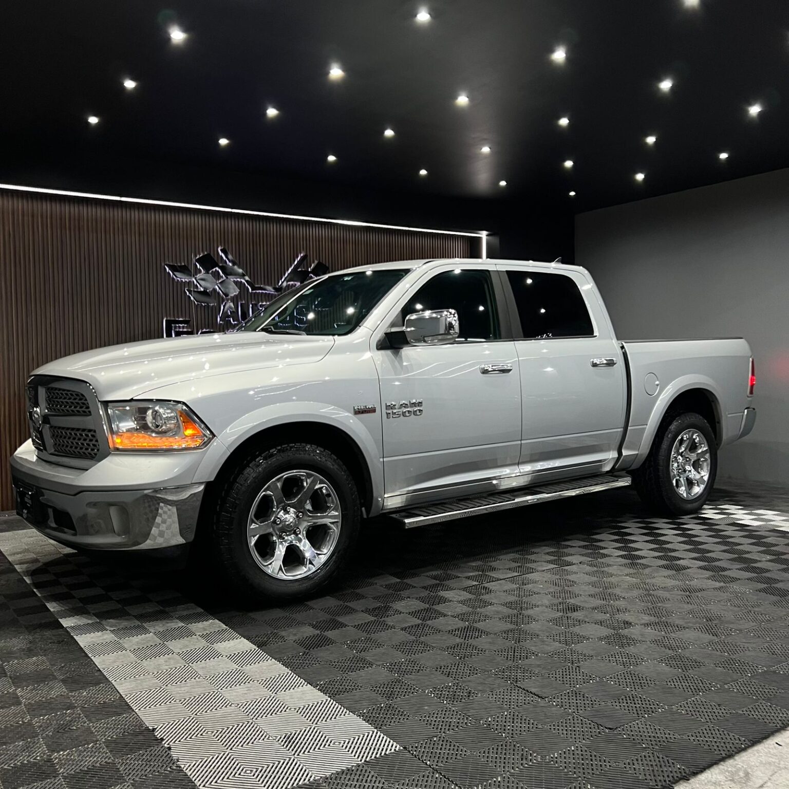 DODGE RAM 1500 LARAMIE 2016 - Image 6