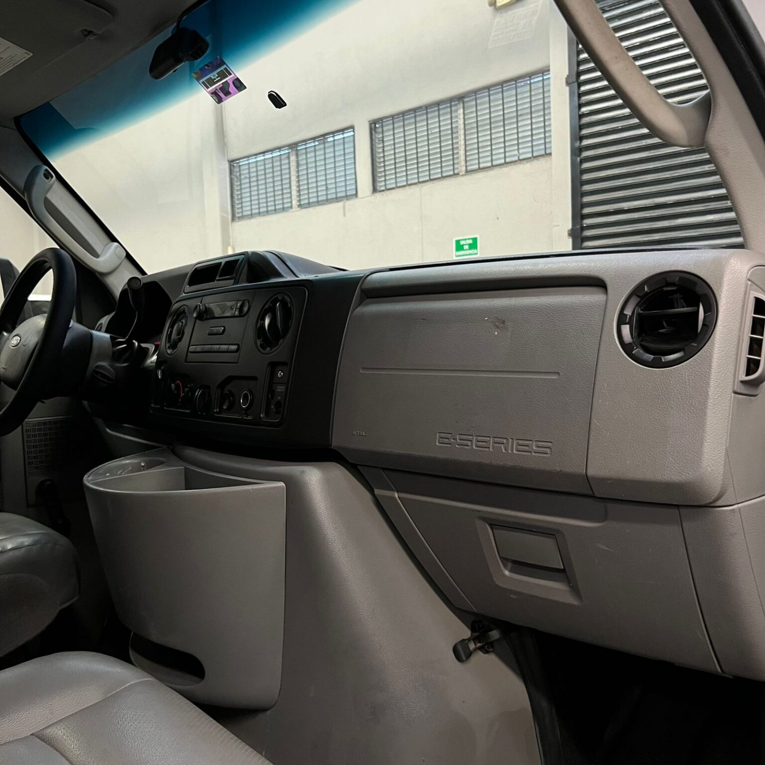FORD E-SERIES 2016 - Image 7
