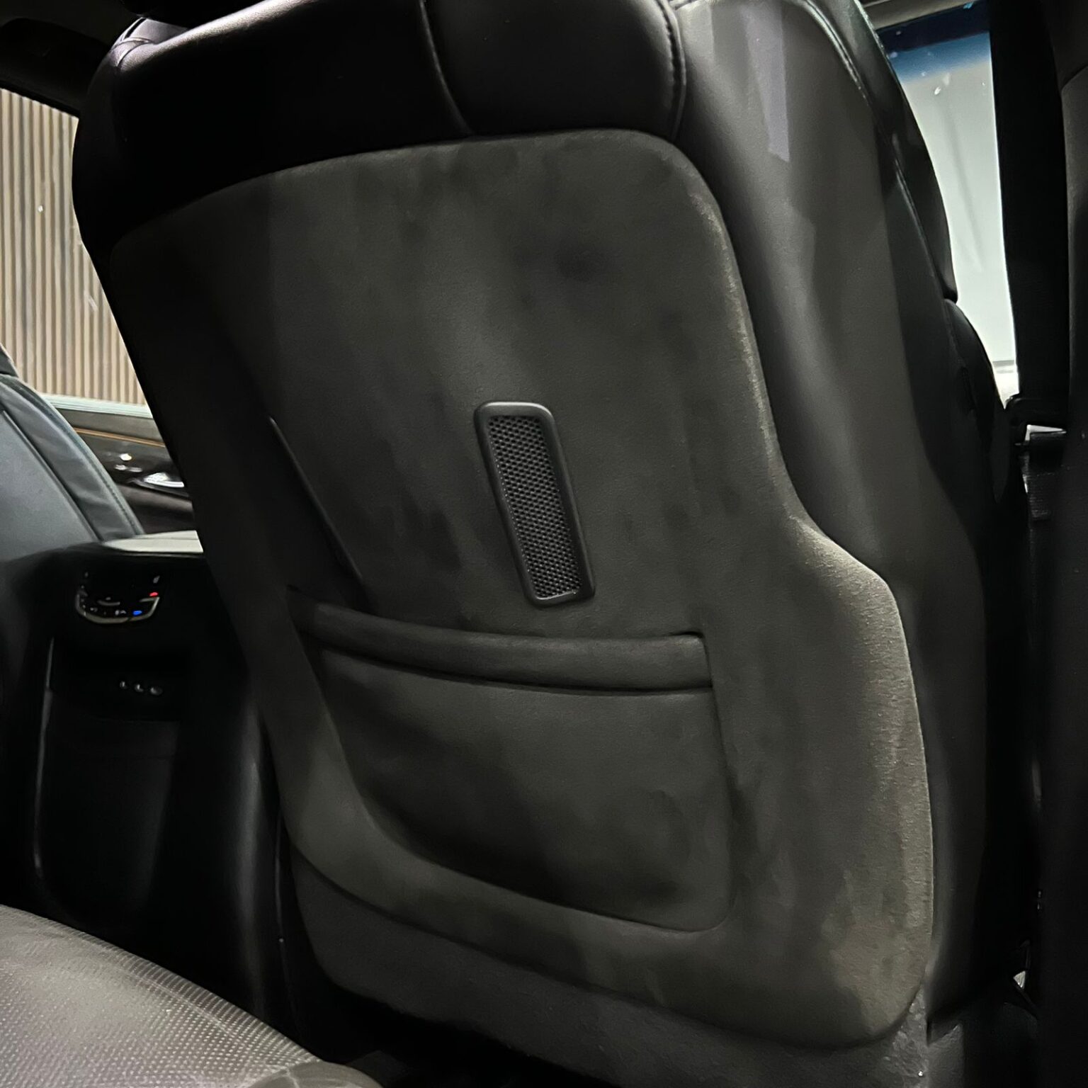 CADILLAC ESCALADE 2018 - Image 19