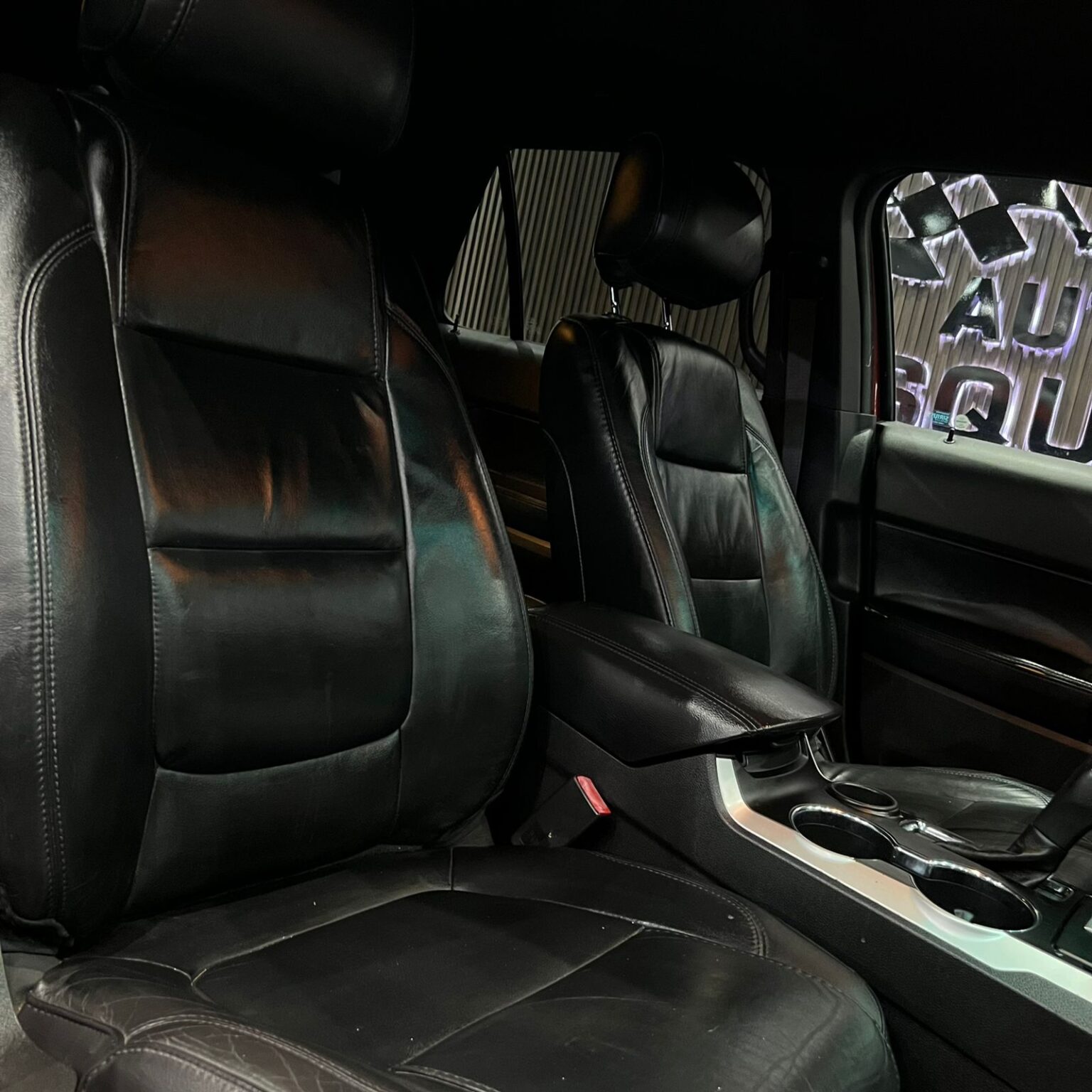 FORD EXPLORER XLT 2014 - Image 9