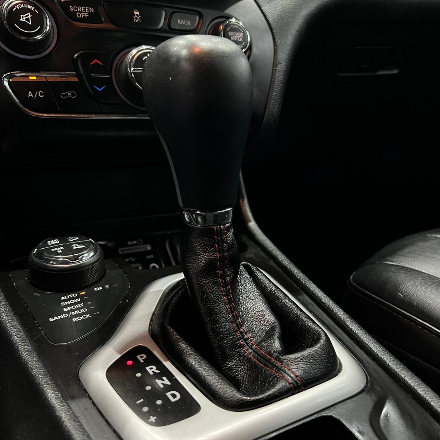 JEEP CHEROKEE TRAILHAWK 2016 - Image 10