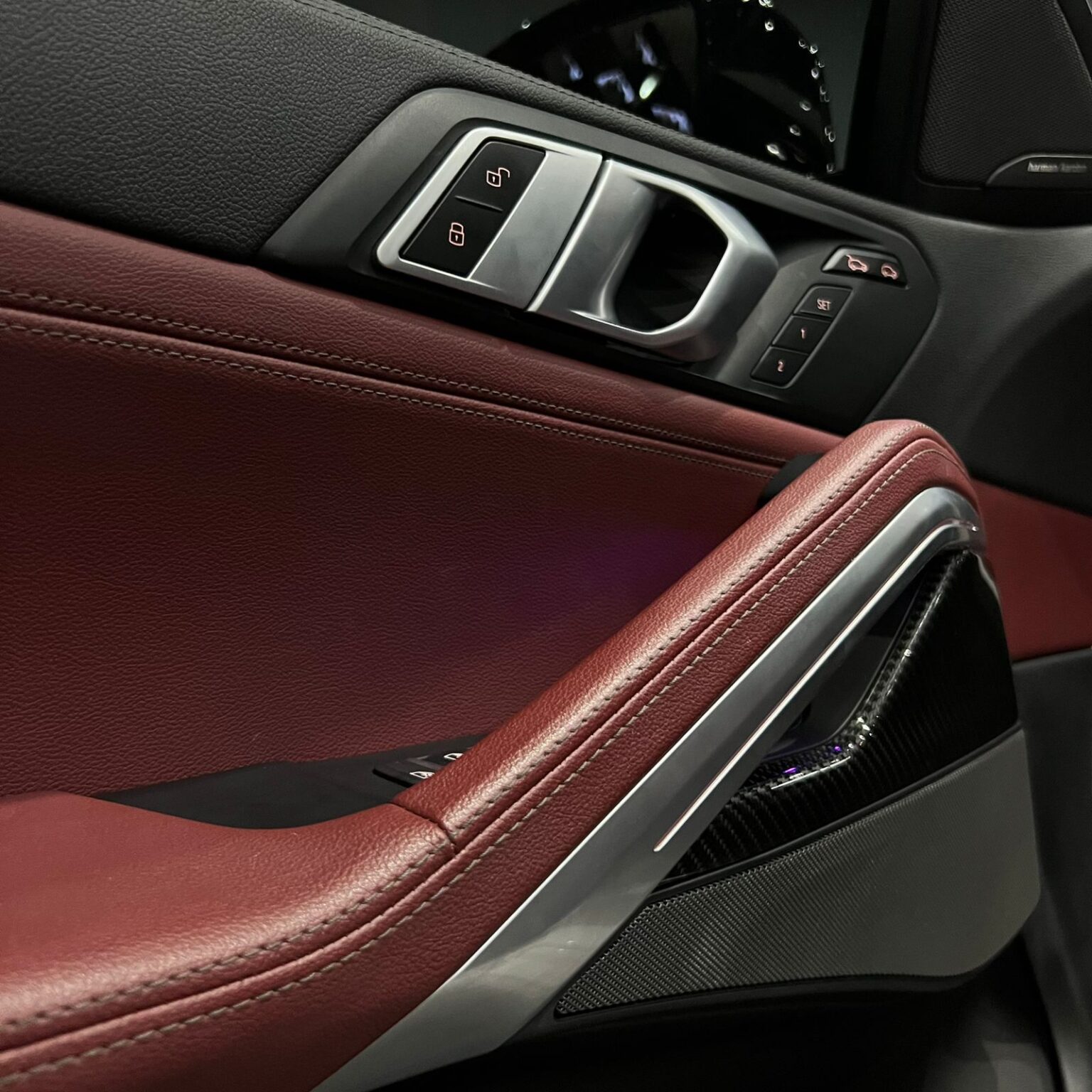 BMW X6 M50 2021 - Image 16