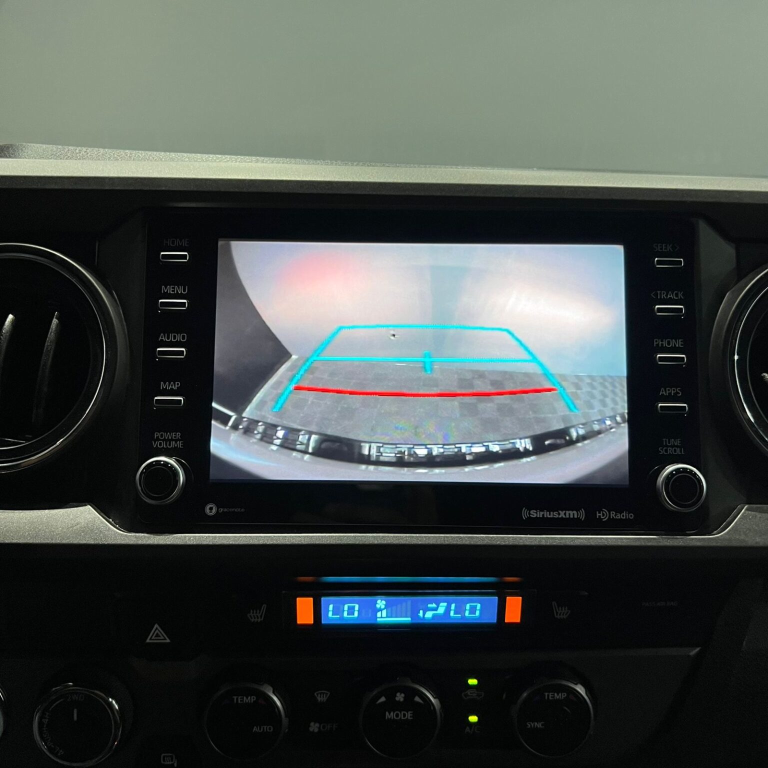 TOYOTA TACOMA EDICIÓN ESPECIAL 2020 - Image 9