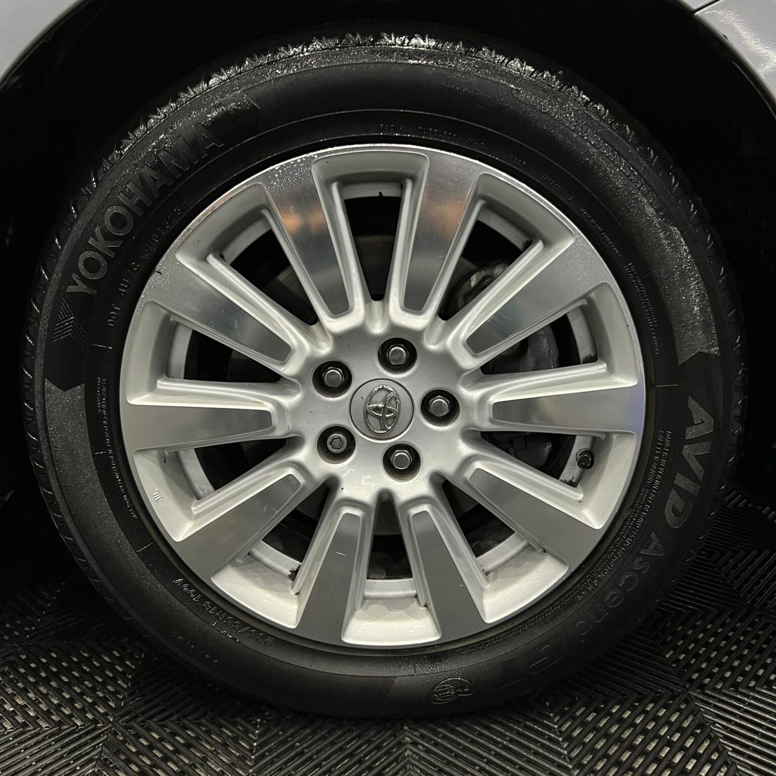 TOYOTA SIENNA XLE 2017 - Image 16