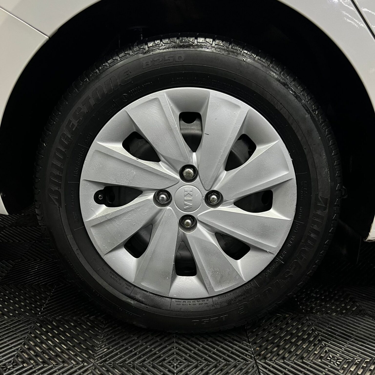 KIA RIO 2019 - Image 13