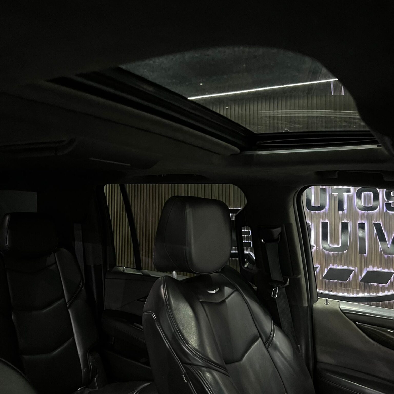 CADILLAC ESCALADE 2018 - Image 20