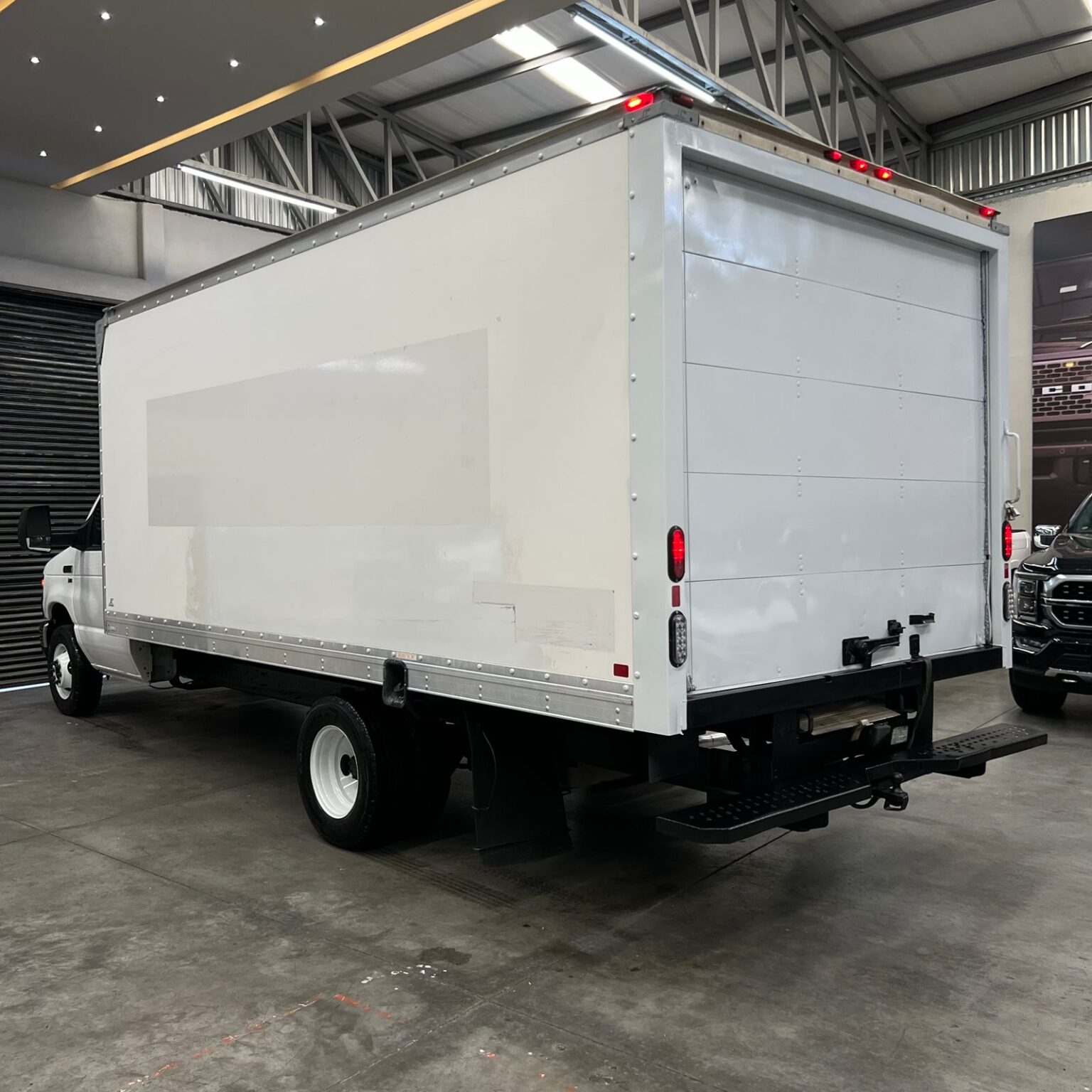 FORD E-SERIES 2016 - Image 9