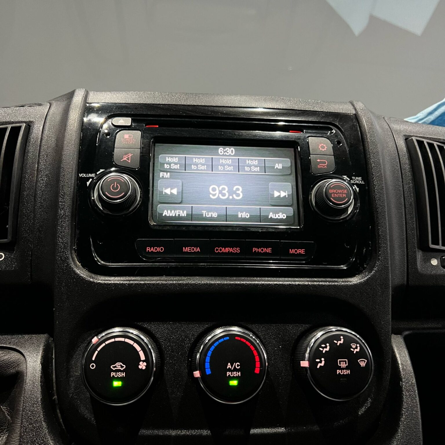 DODGE RAM PRO MASTER 2017 - Image 10