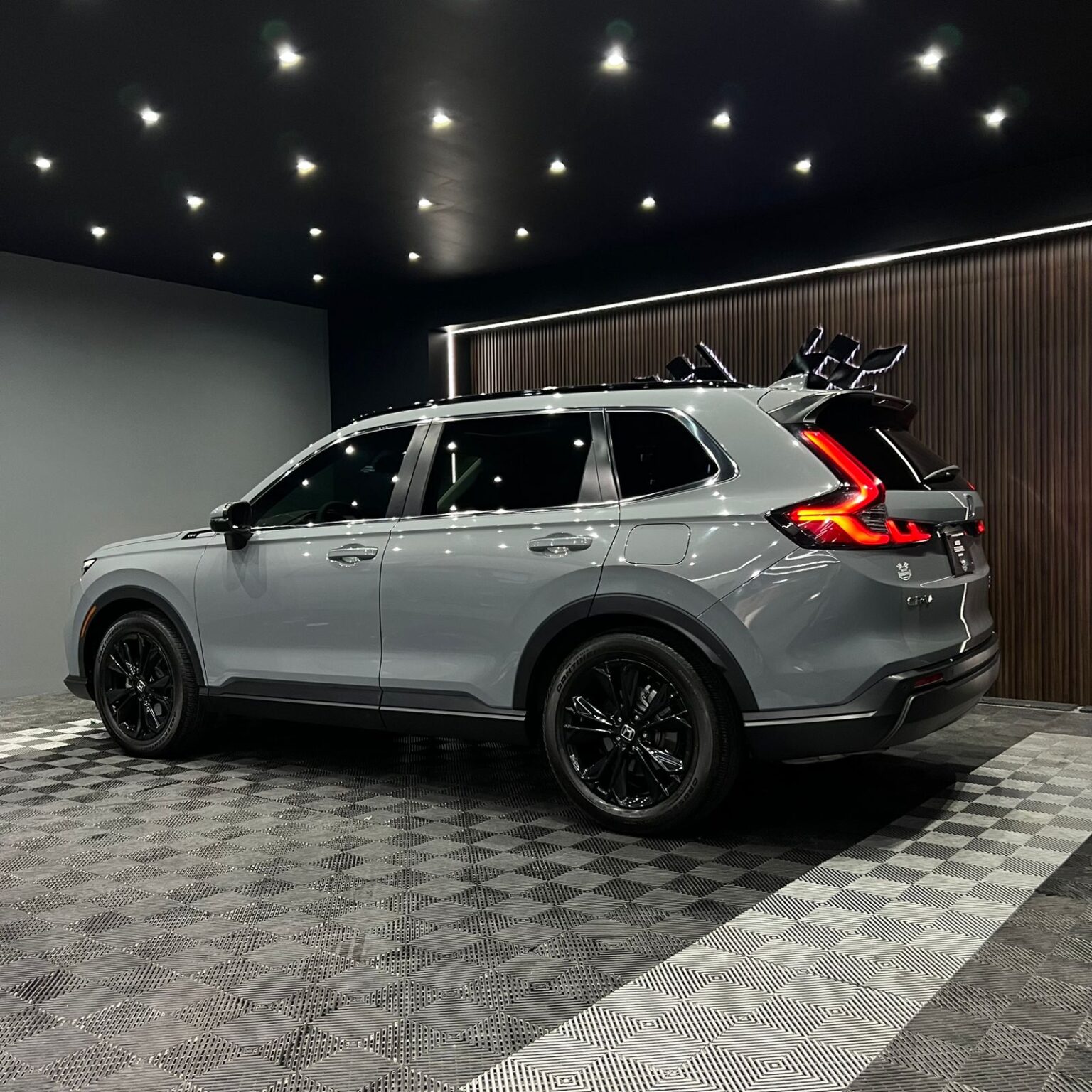 HONDA CR-V TOURING 2023 - Image 5