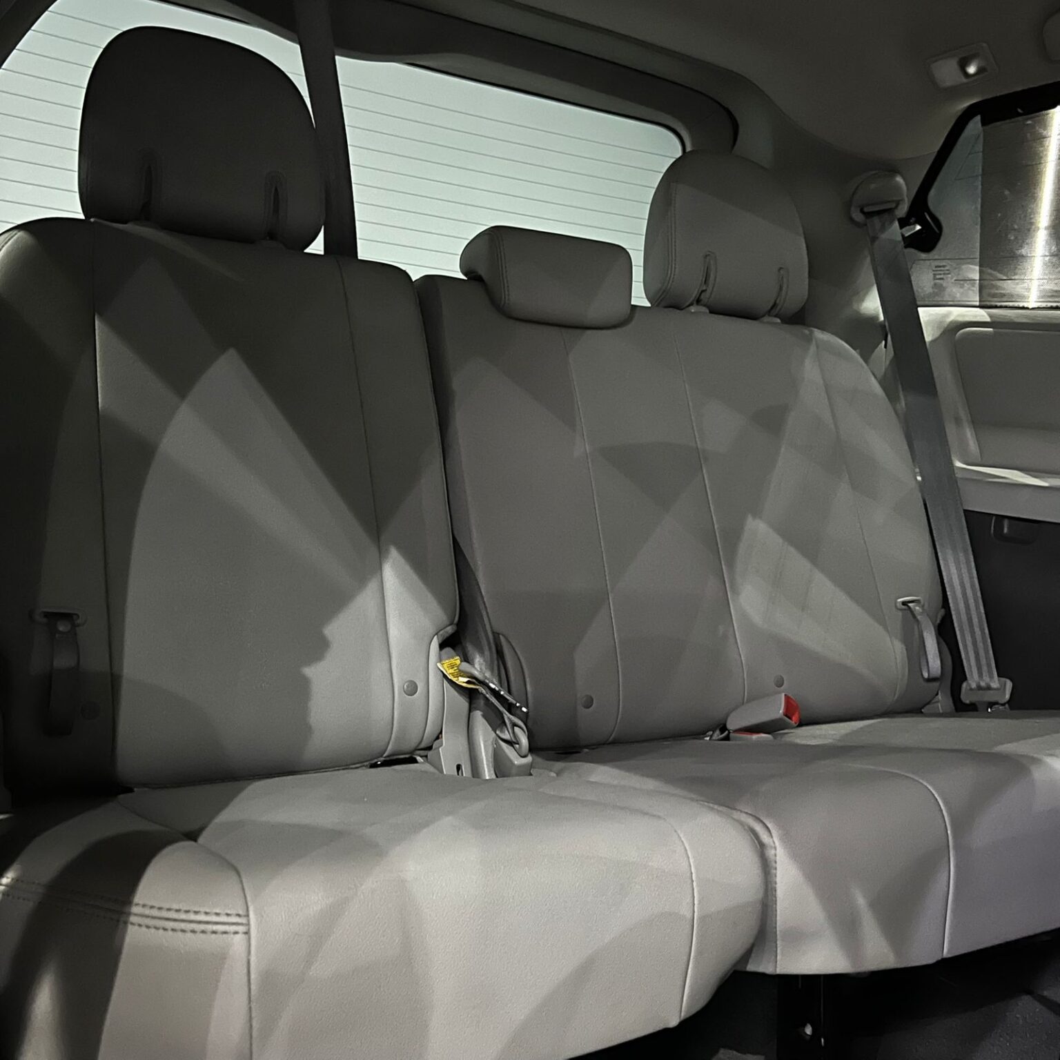 TOYOTA SIENNA XLE 2020 - Image 10