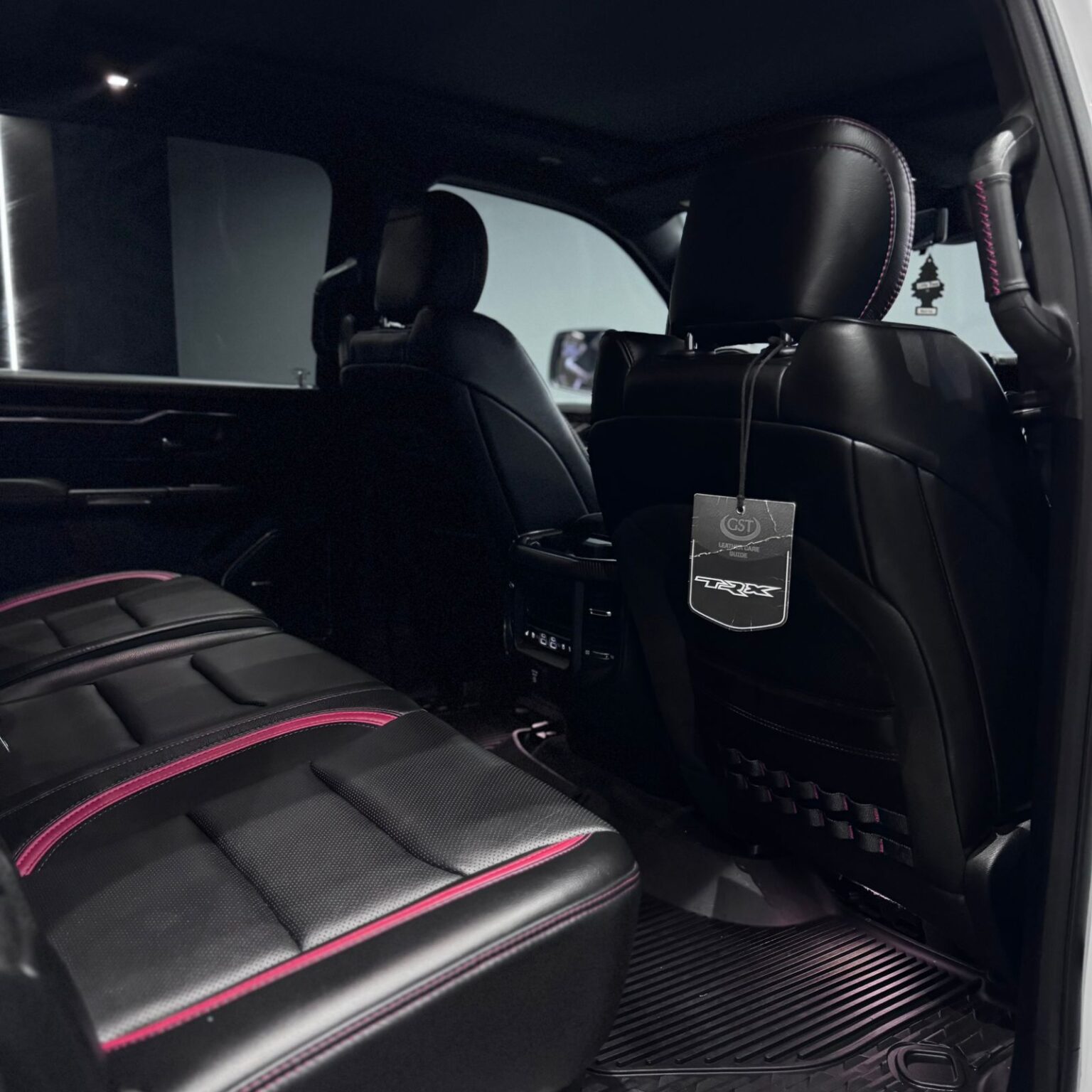 DODGE RAM TRX 2021 - Image 13
