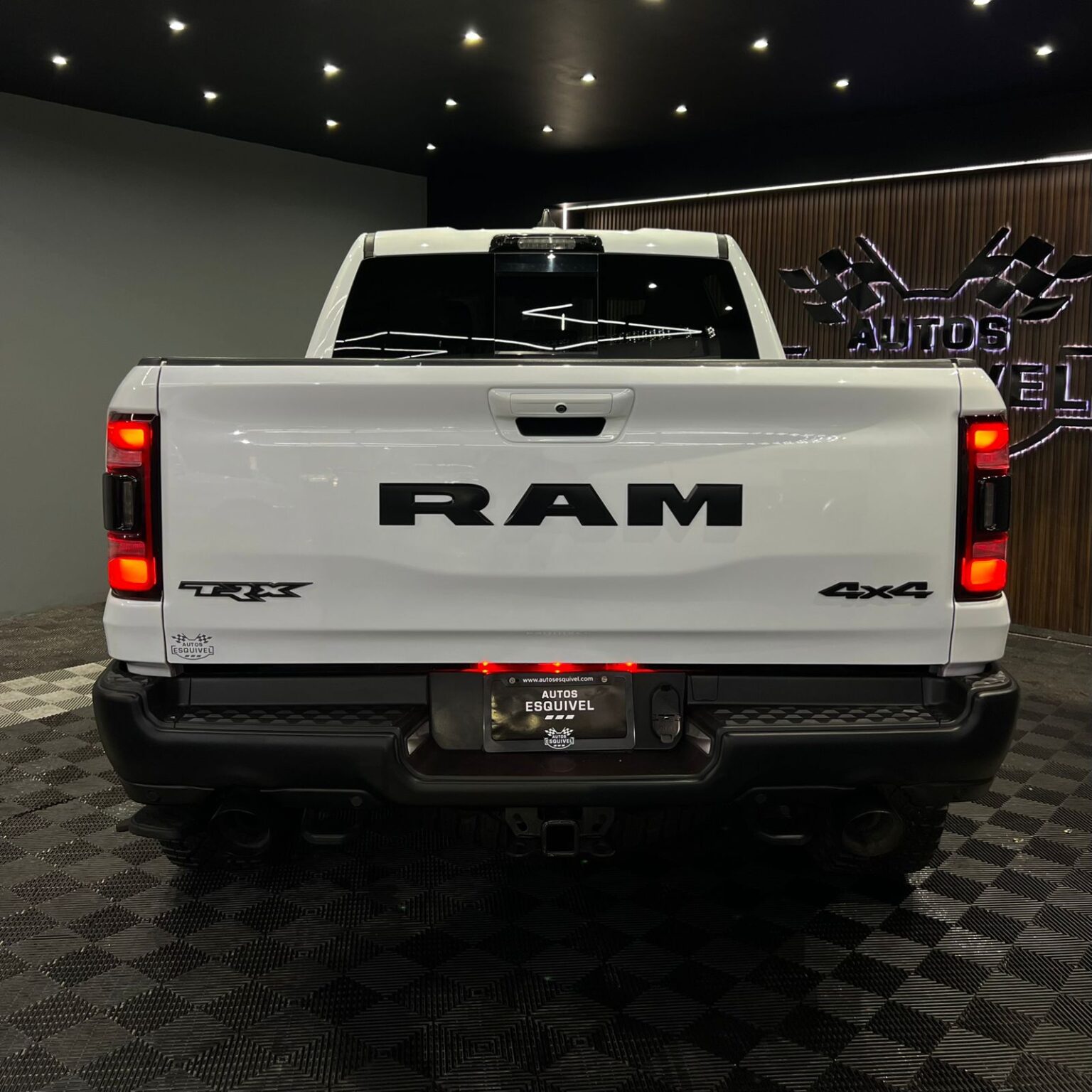 DODGE RAM TRX 2021 - Image 8