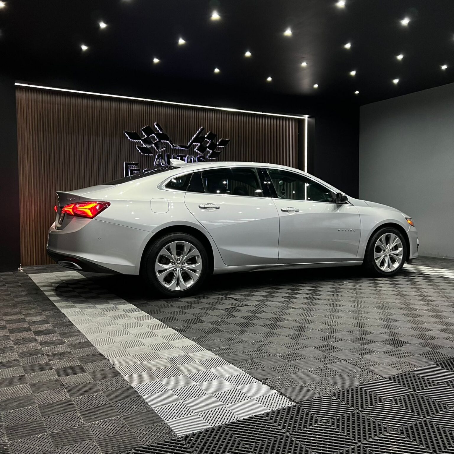 CHEVROLET MALIBU PREMIER 2019 - Image 2