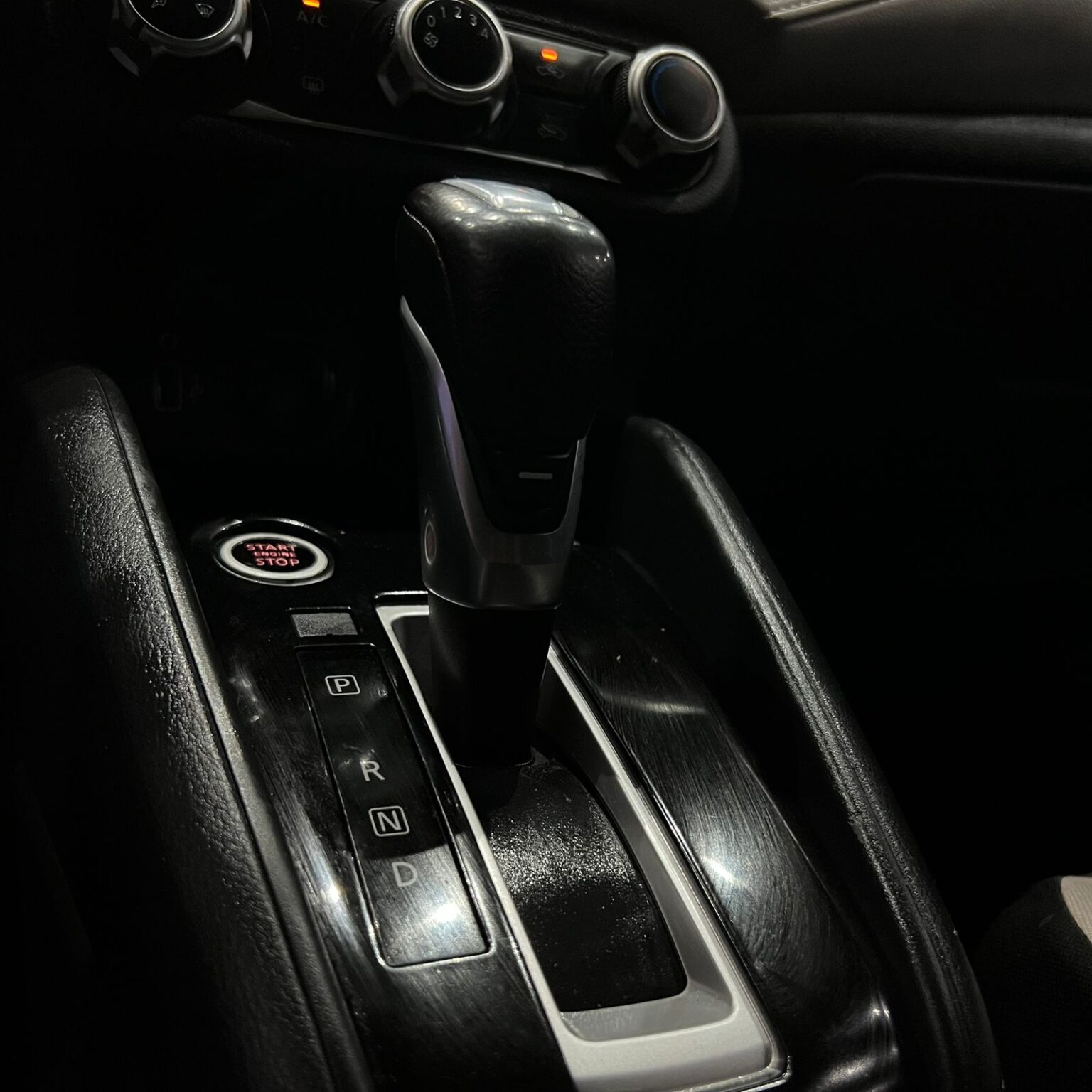 NISSAN VERSA 2020 - Image 9