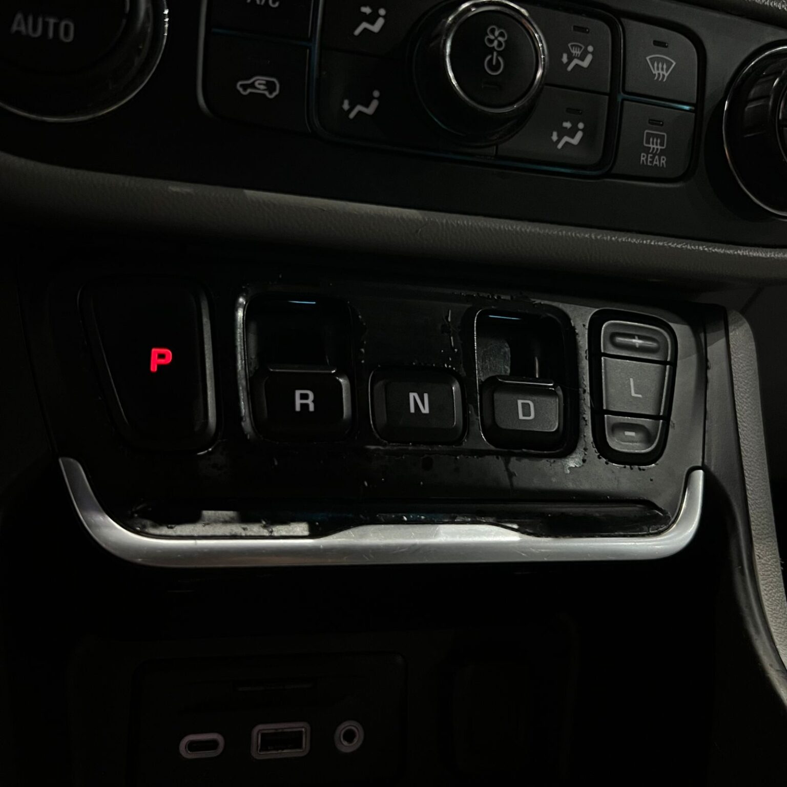 GMC TERRAIN 2018 - Image 13