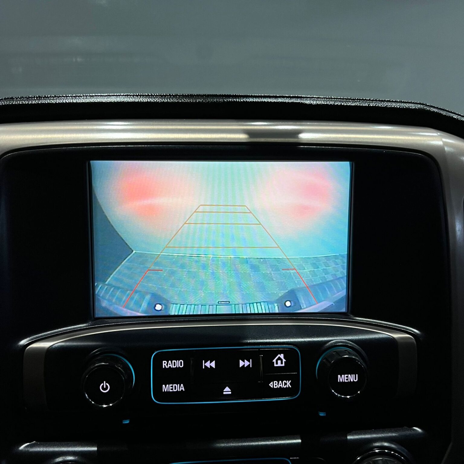 GMC SIERRA DENALI 2018 - Image 9