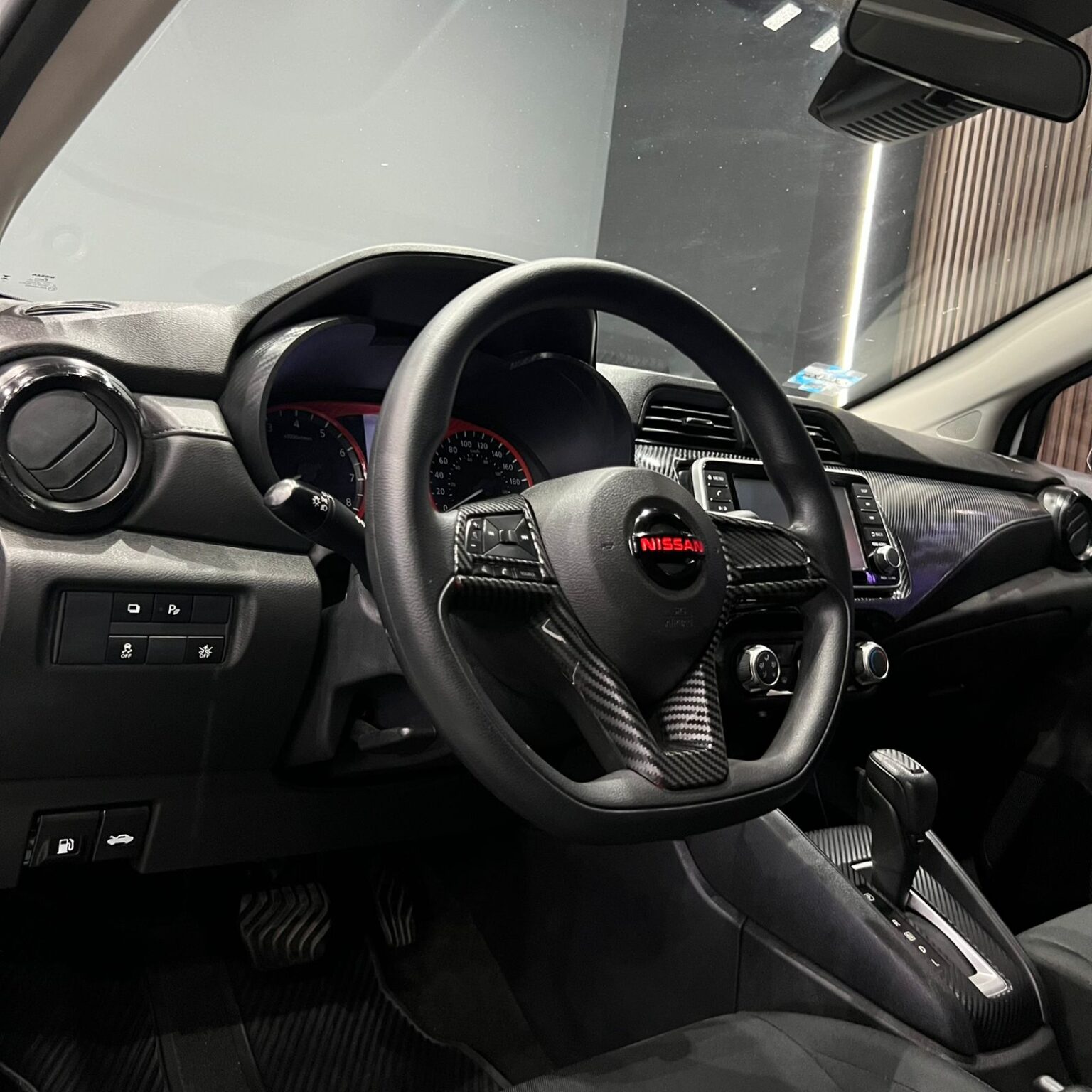 NISSAN VERSA 2023 - Image 7