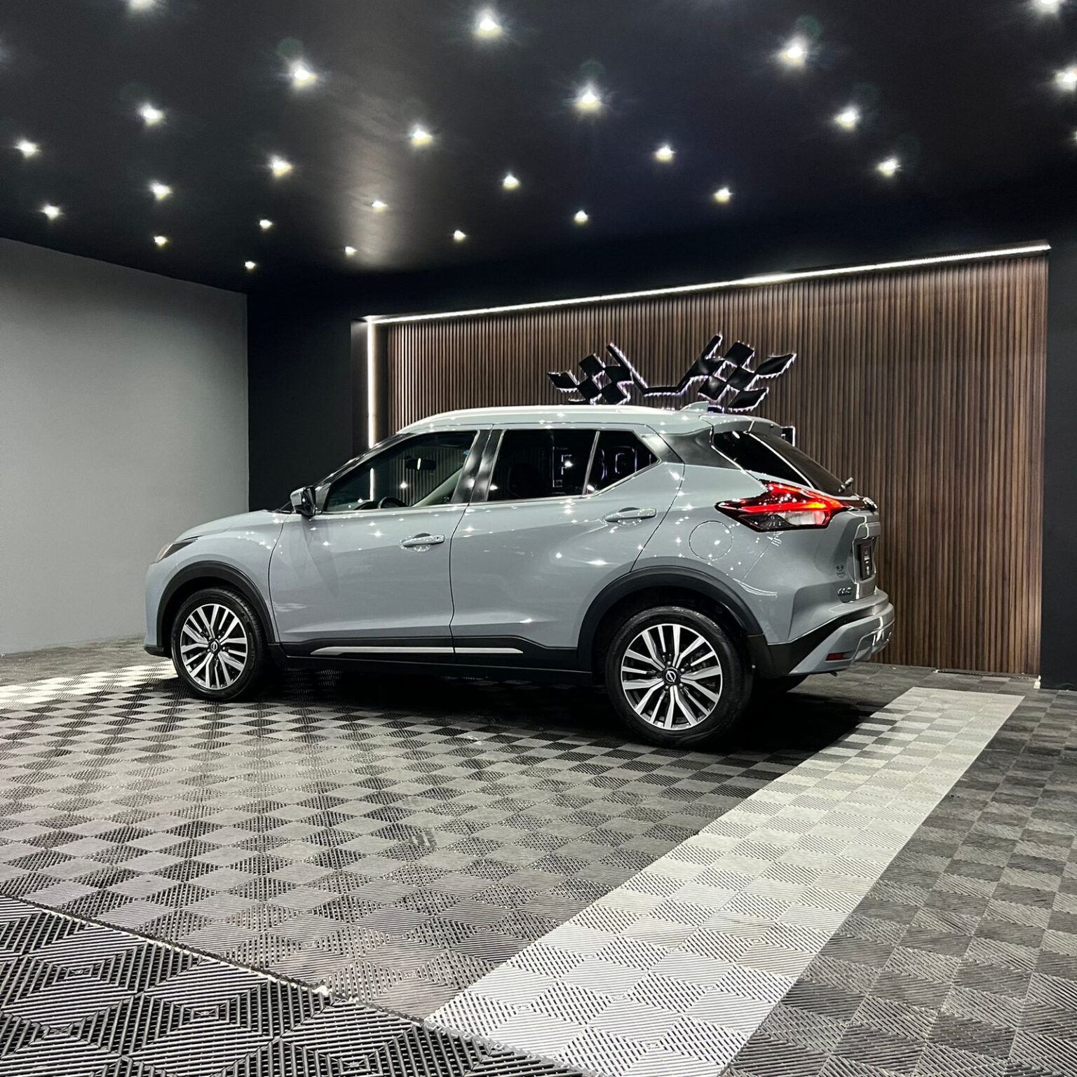 NISSAN KICKS EXCLUSIVE 2022 - Image 4