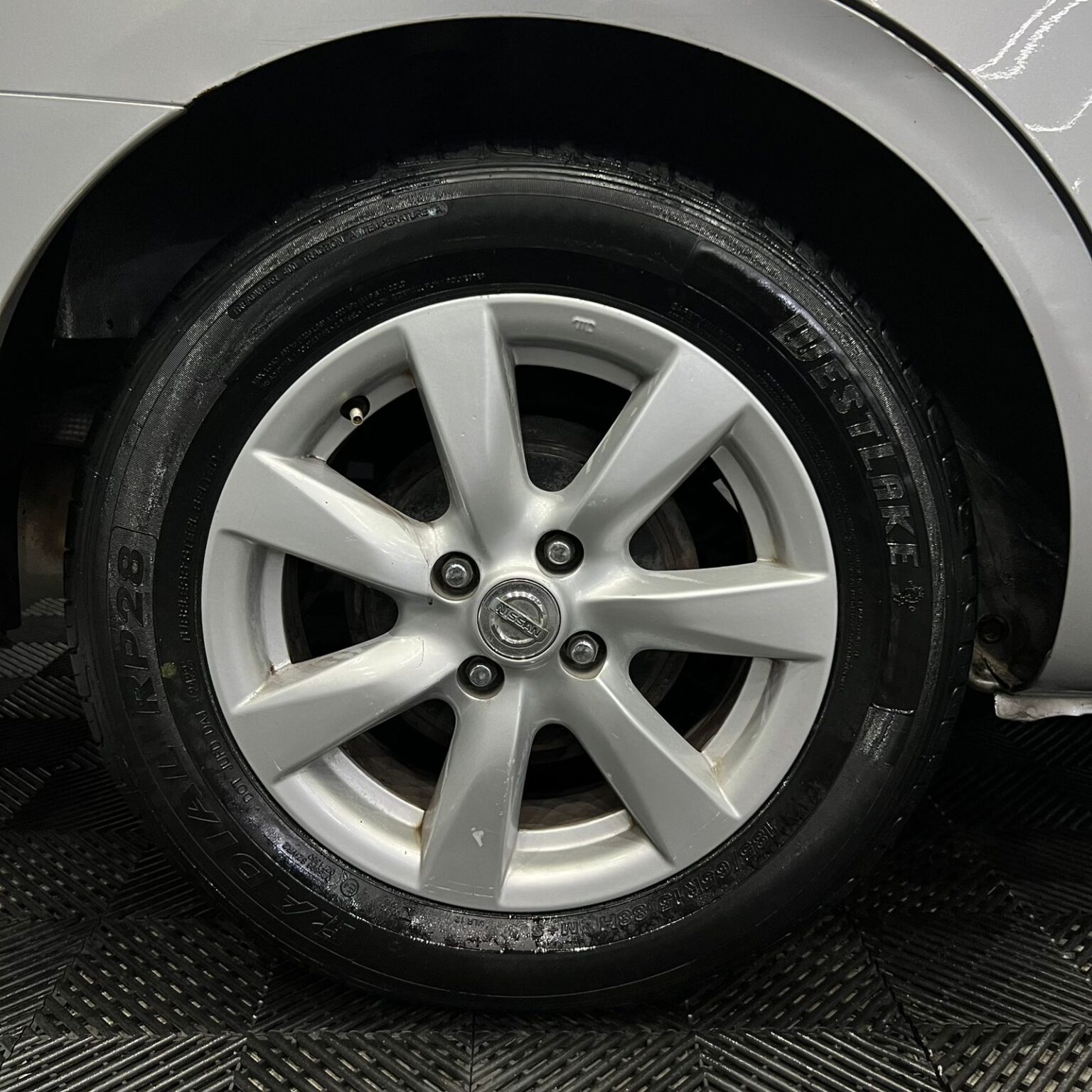 NISSAN VERSA 2013 - Image 13