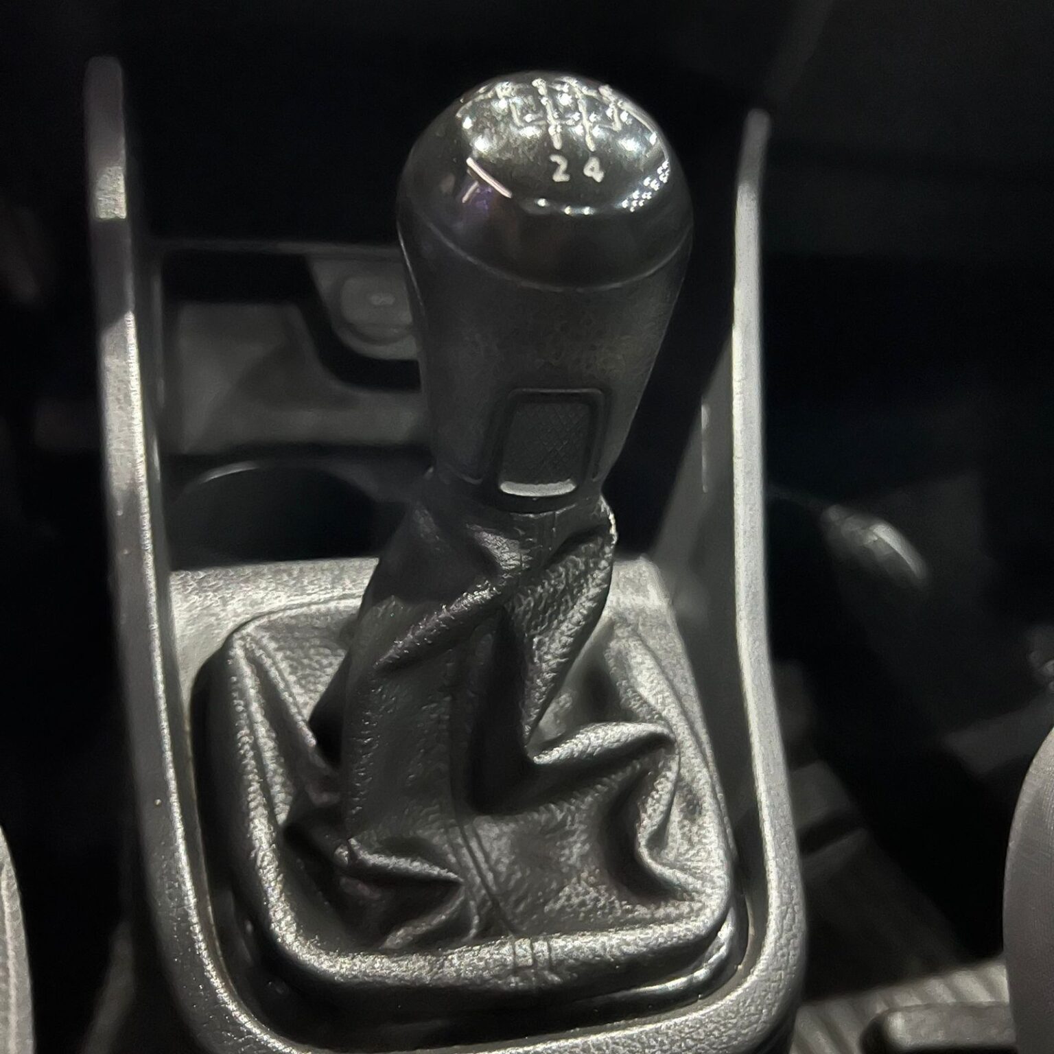 VOLKSWAGEN ROBUST 2022 - Image 7