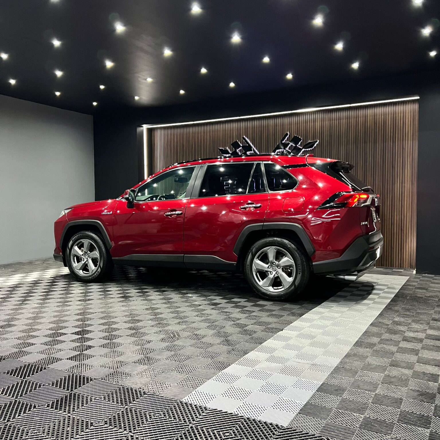 TOYOTA RAV4 LIMITED HYBRID 2019 - Image 6