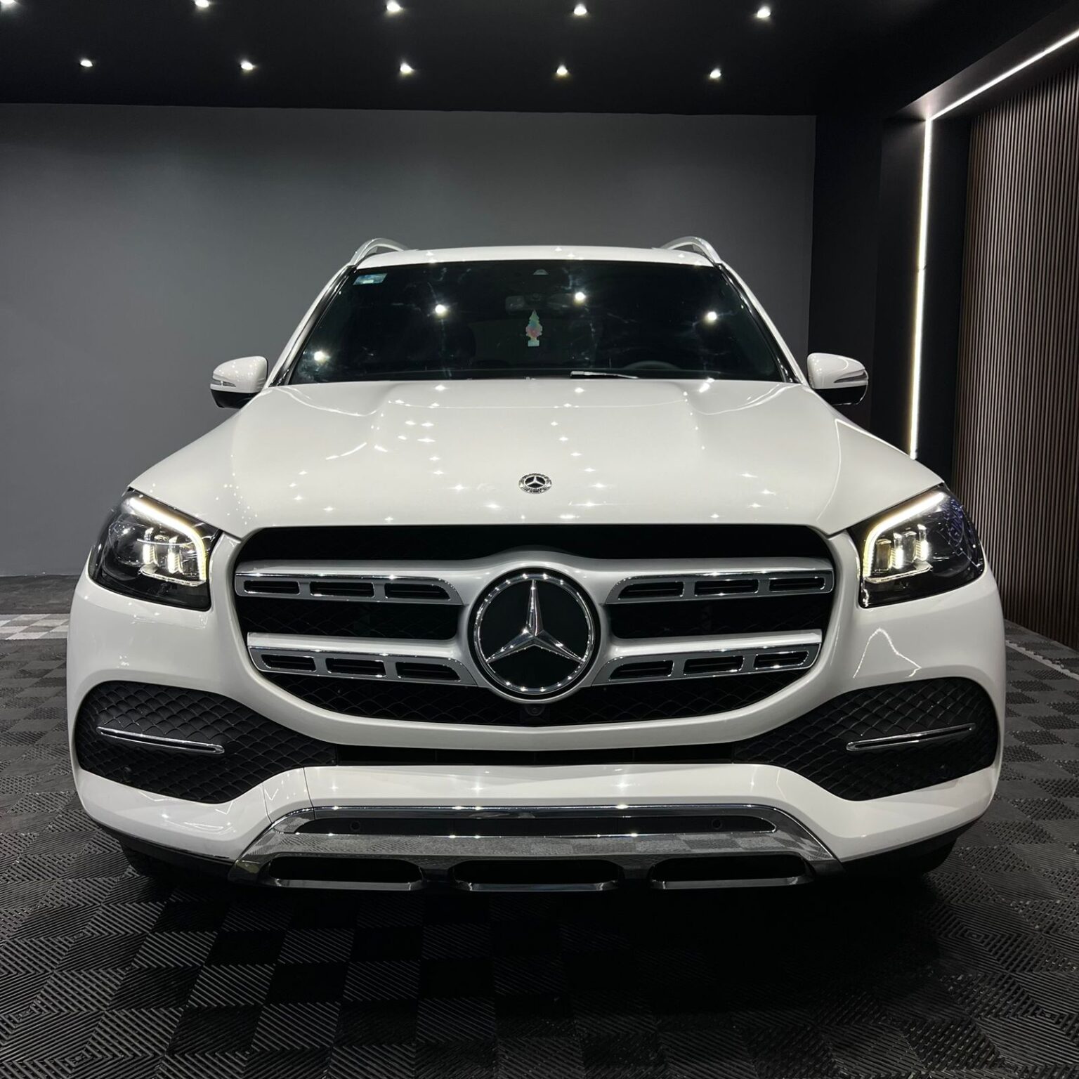 MERCEDES BENZ GLS 450 2021 - Image 3
