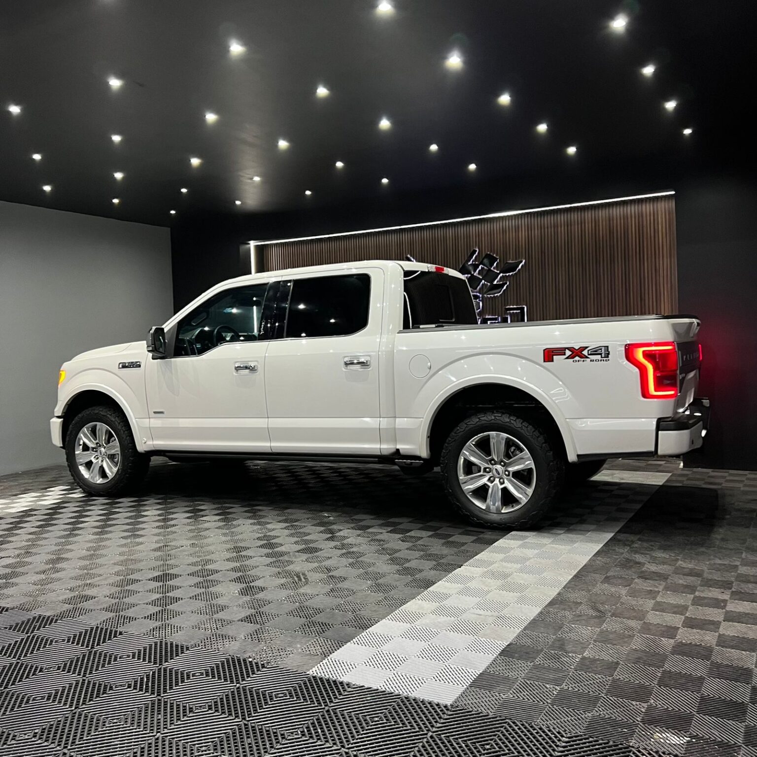 FORD LOBO PLATINUM 2015 - Image 5