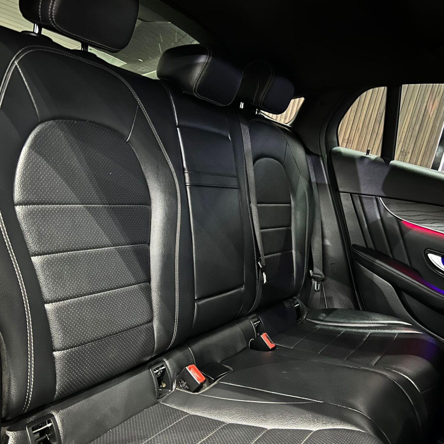 MERCEDES BENZ GLC 300 2021 - Image 10