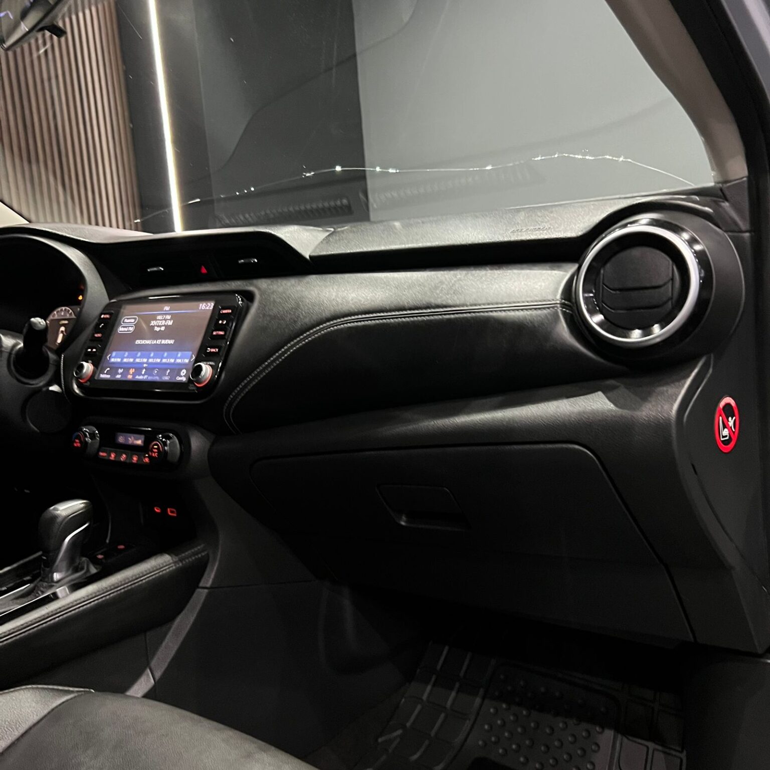 NISSAN KICKS EXCLUSIVE 2022 - Image 8