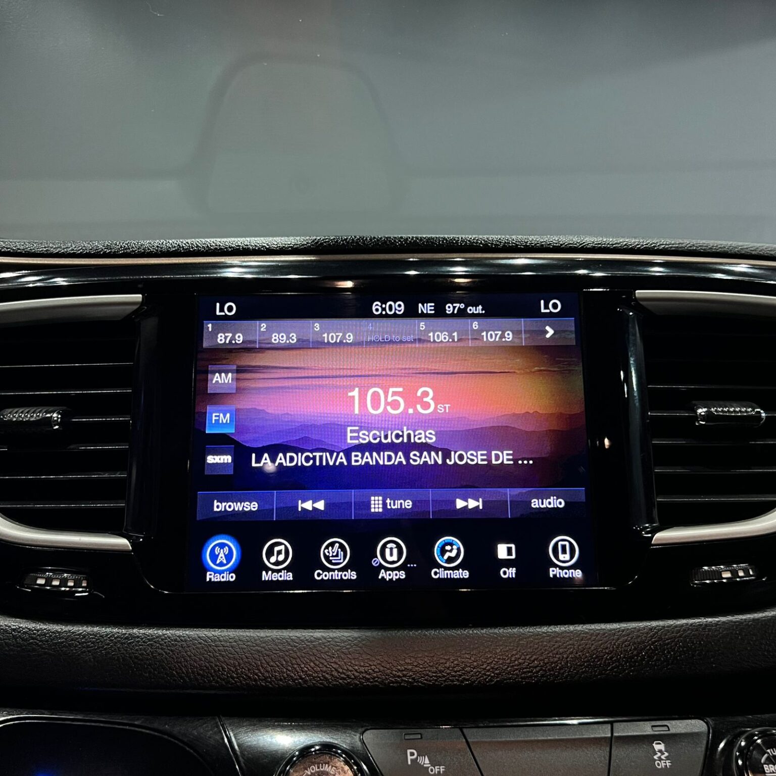 CHRYSLER PACIFICA BLACK EDITION 2017 - Image 9