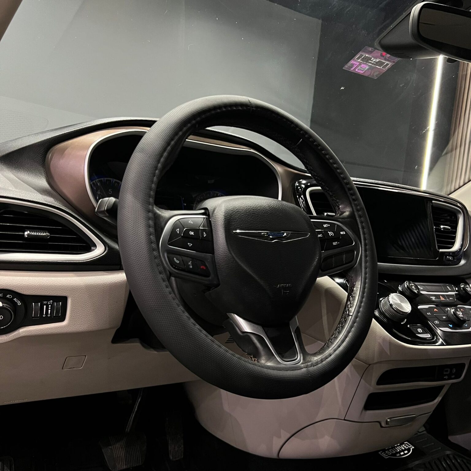 CHRYSLER PACIFICA BLACK EDITION 2017 - Image 10