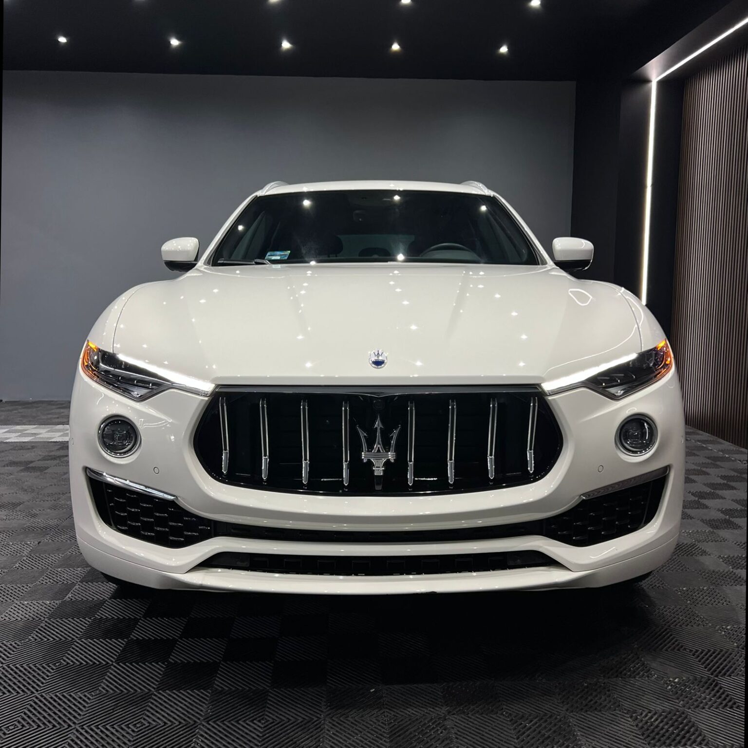 MASERATI LEVANTE HYBRID 2022 - Image 3