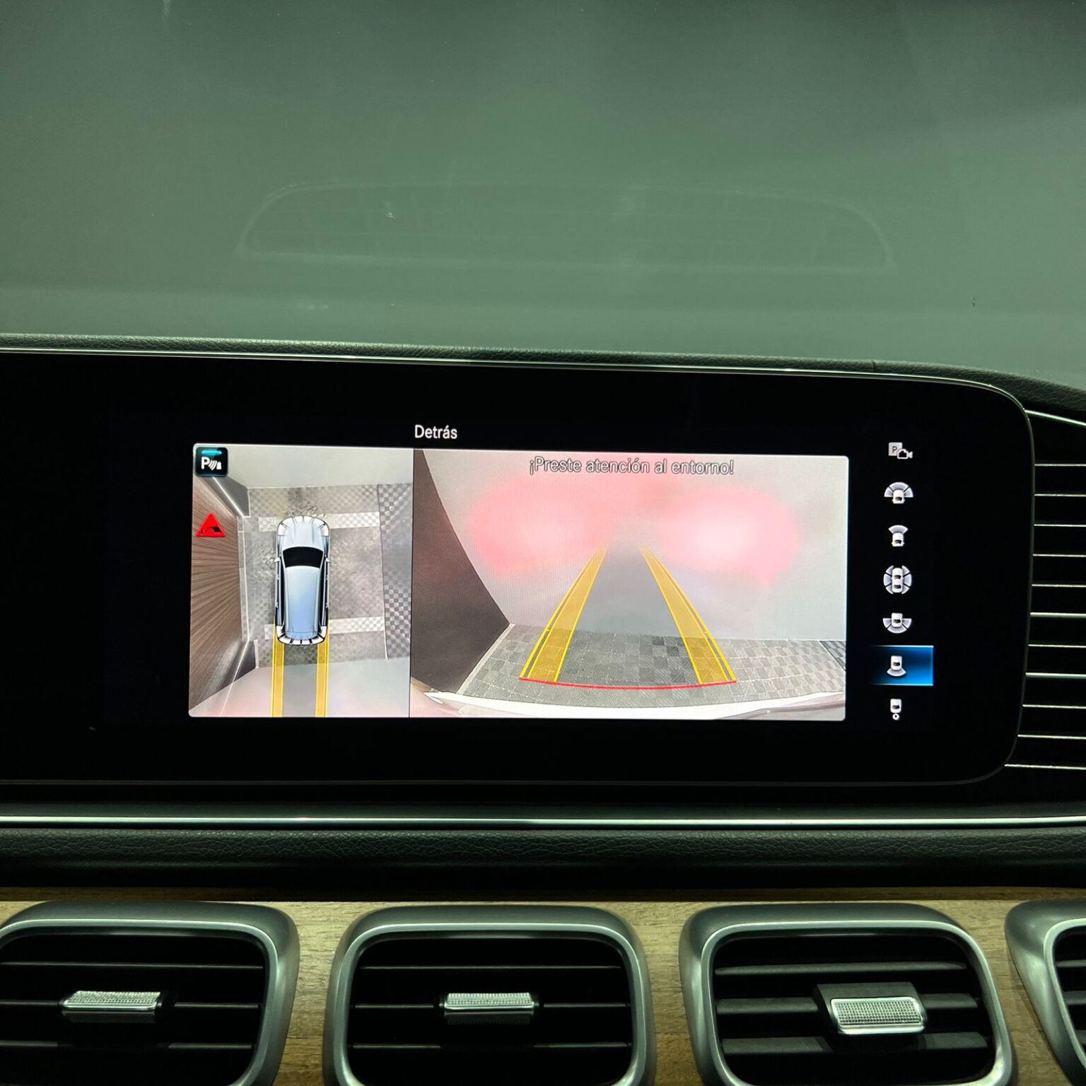 MERCEDES BENZ GLS 450 2021 - Image 16