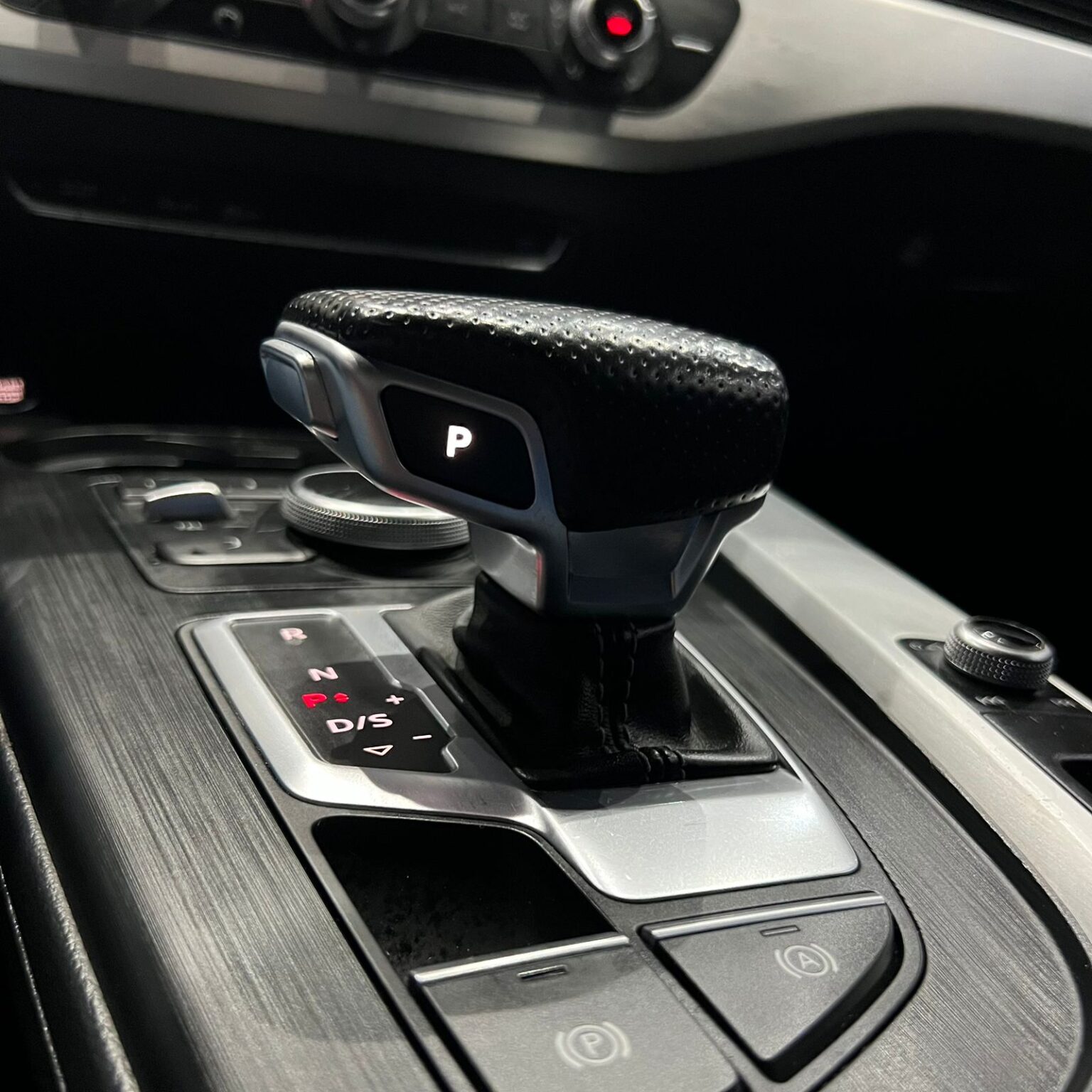 Audi A4 SLine 2017 - Image 11