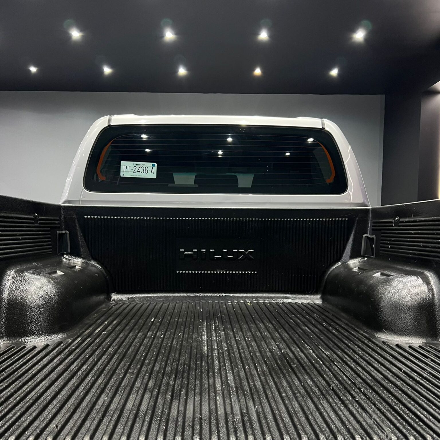 TOYOTA HILUX 2020 - Image 3