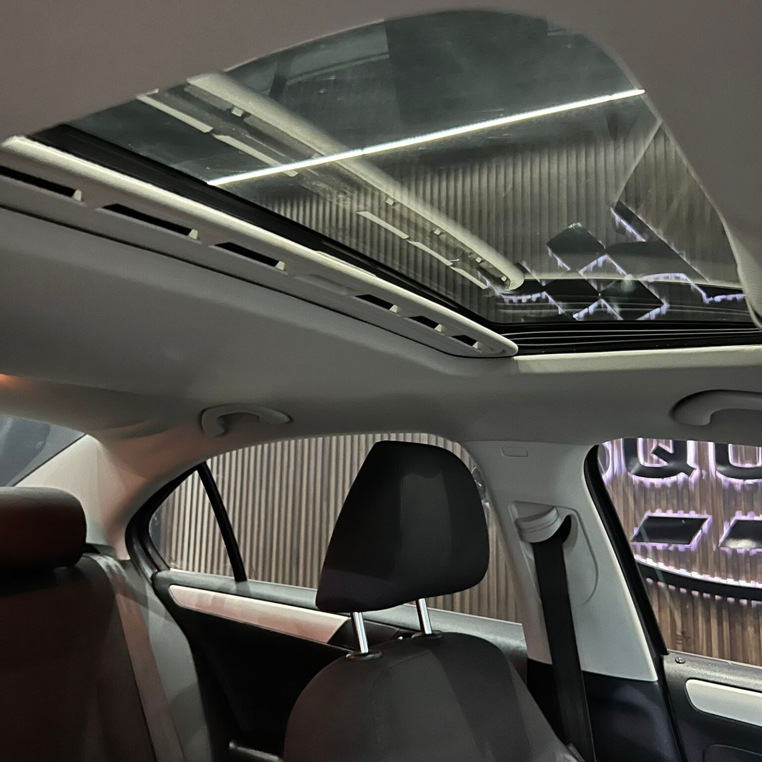 VOLKSWAGEN JETTA 2016 - Image 9
