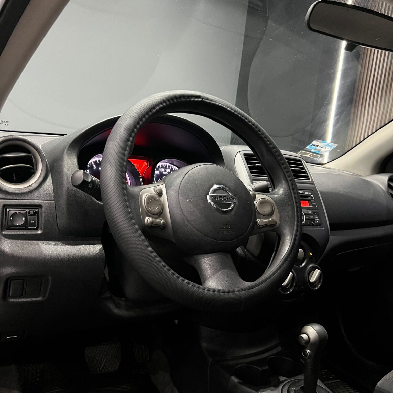 NISSAN VERSA 2013 - Image 7