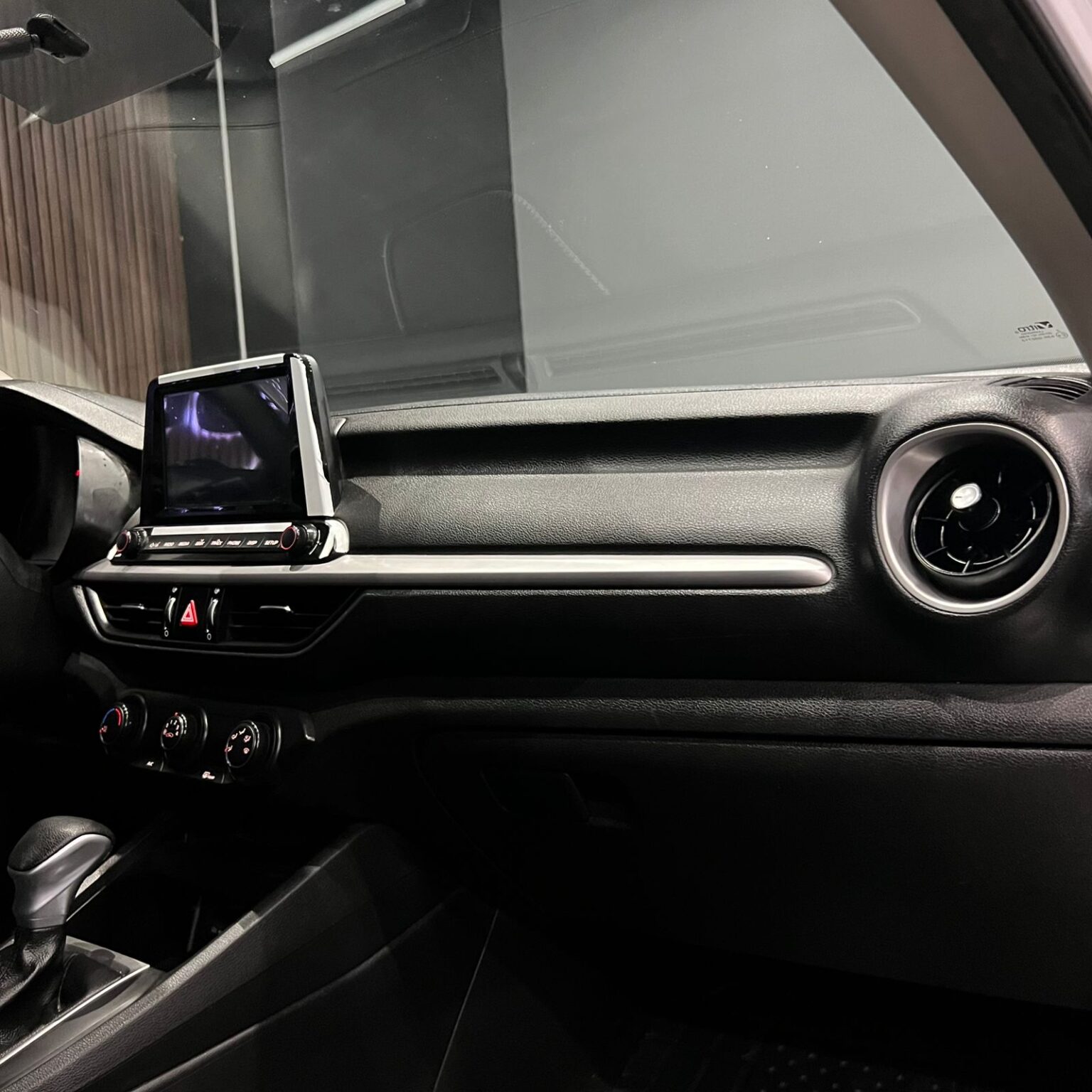 KIA FORTE LX 2020 - Image 9