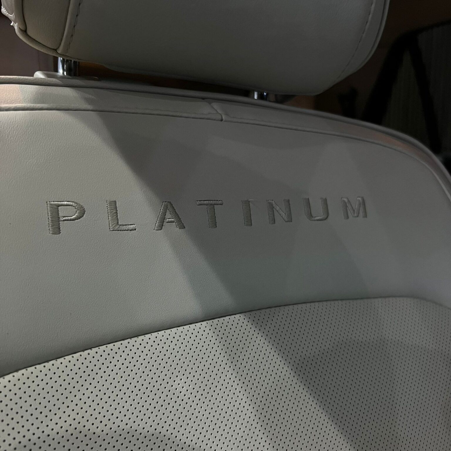 FORD EXPLORER PLATINUM 2017 - Image 16