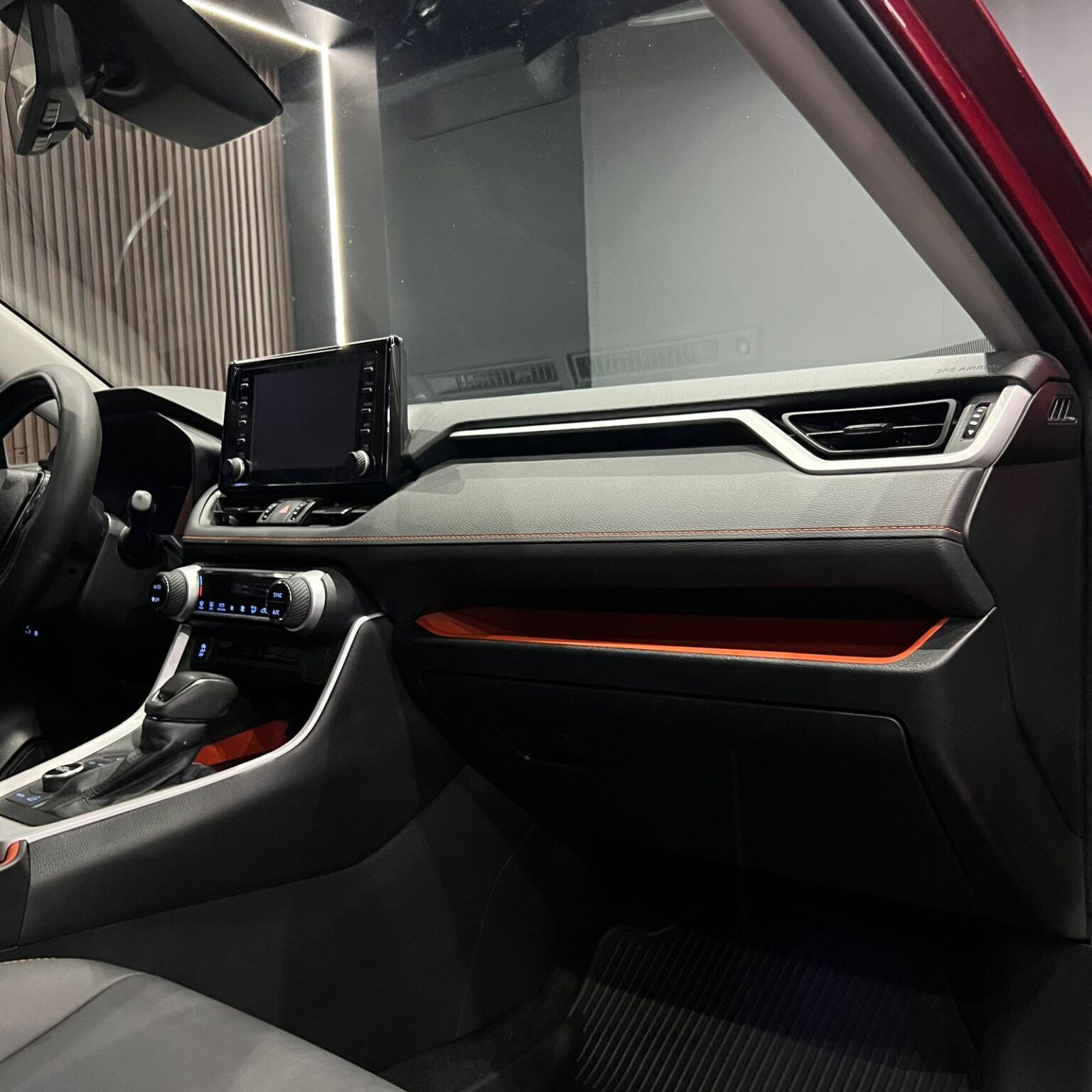 TOYOTA RAV4 ADVENTURE 2021 - Image 9