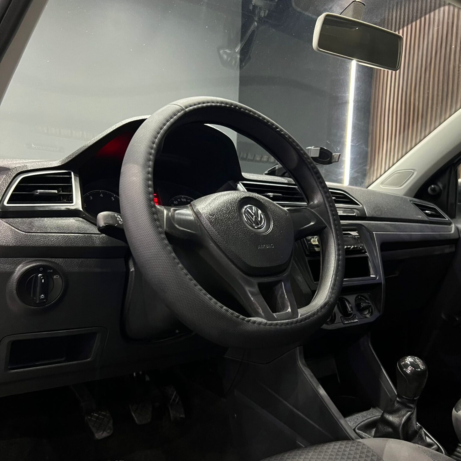 VOLKSWAGEN ROBUST 2022 - Image 9